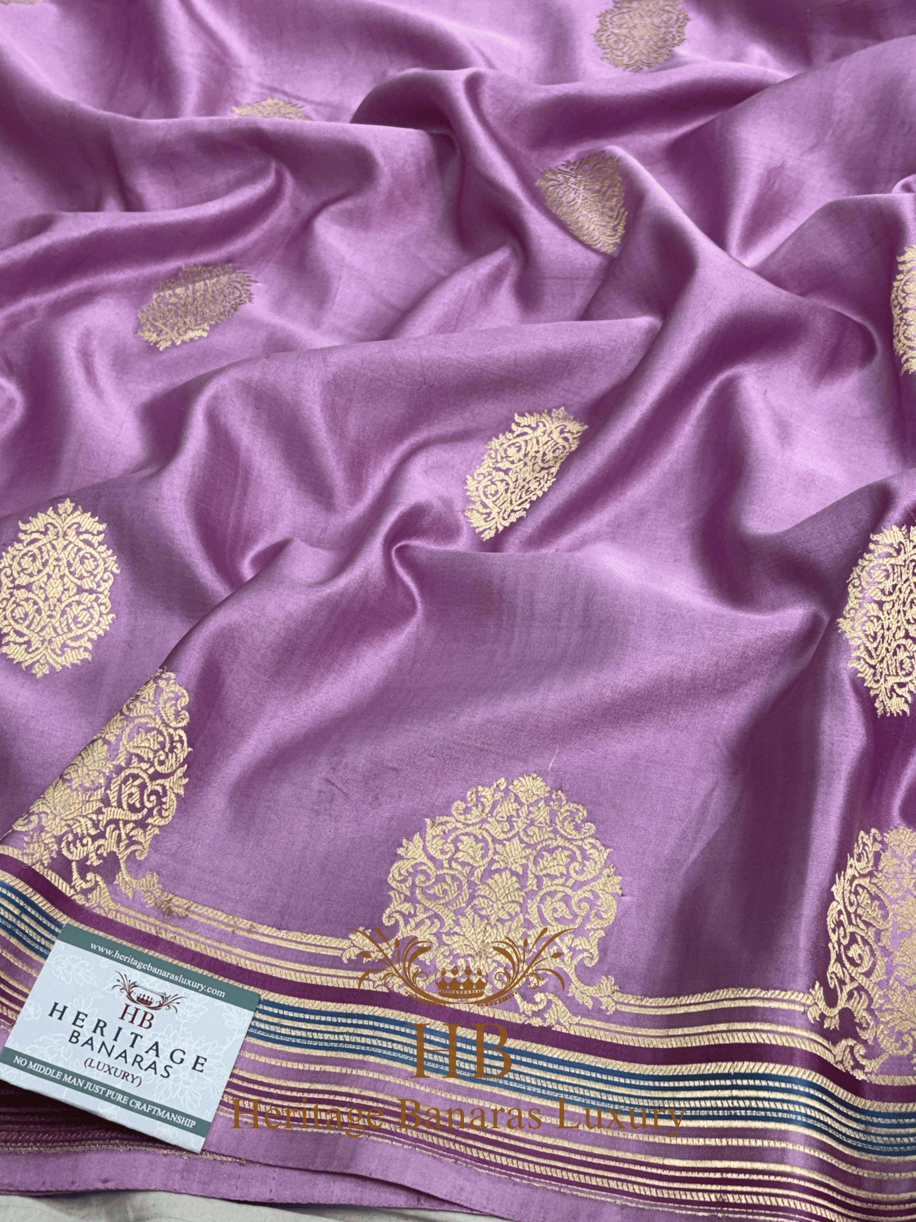 Elegant Lavender Handwoven Banarasi Pure Mashru Silk Saree