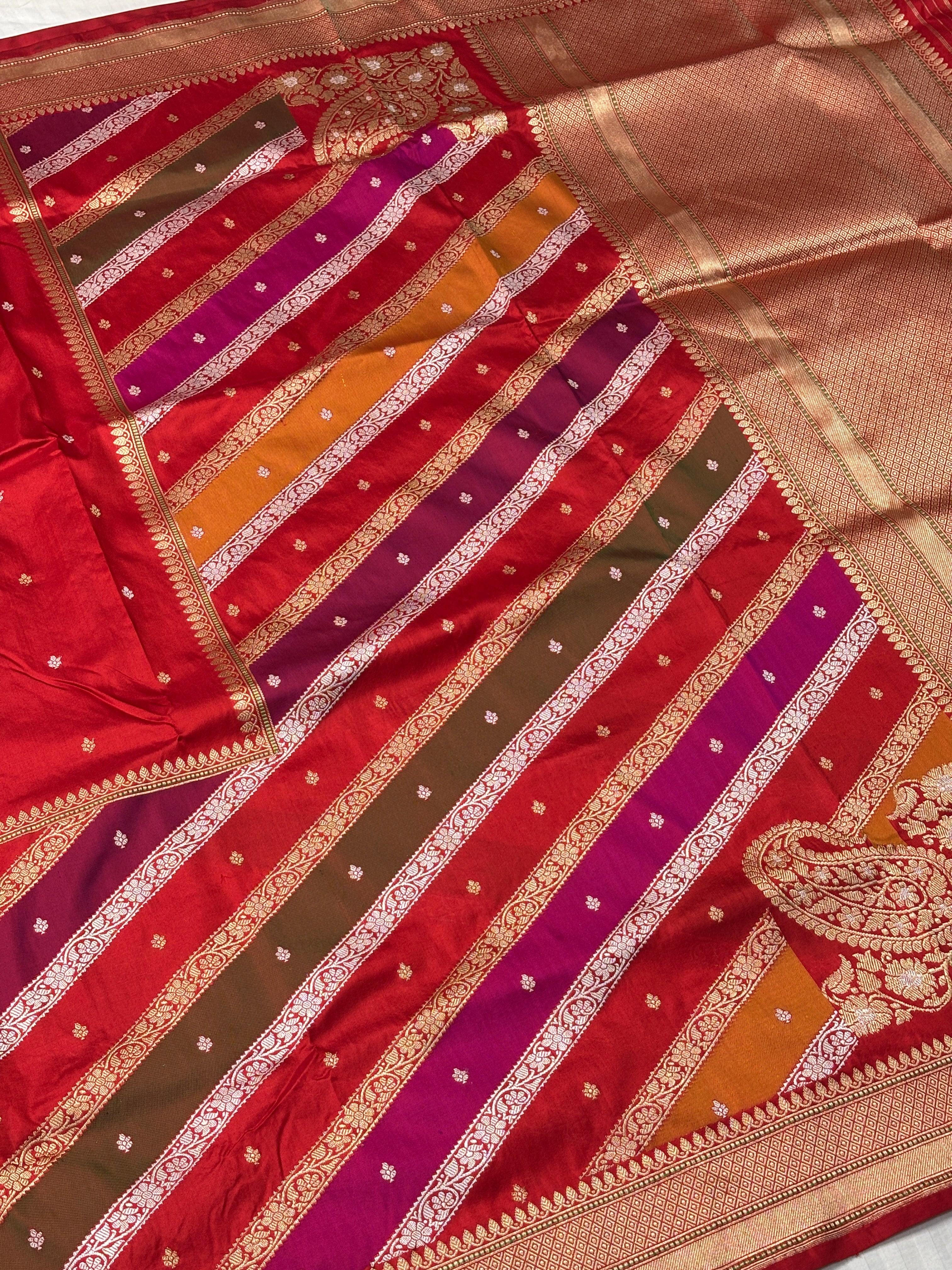 Red Pure Banarasi Rangkaat Silk Handloom Saree