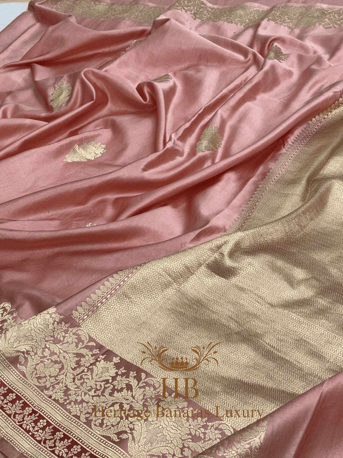 Soft Pink Handwoven Banarasi Pure Mashru Silk Saree
