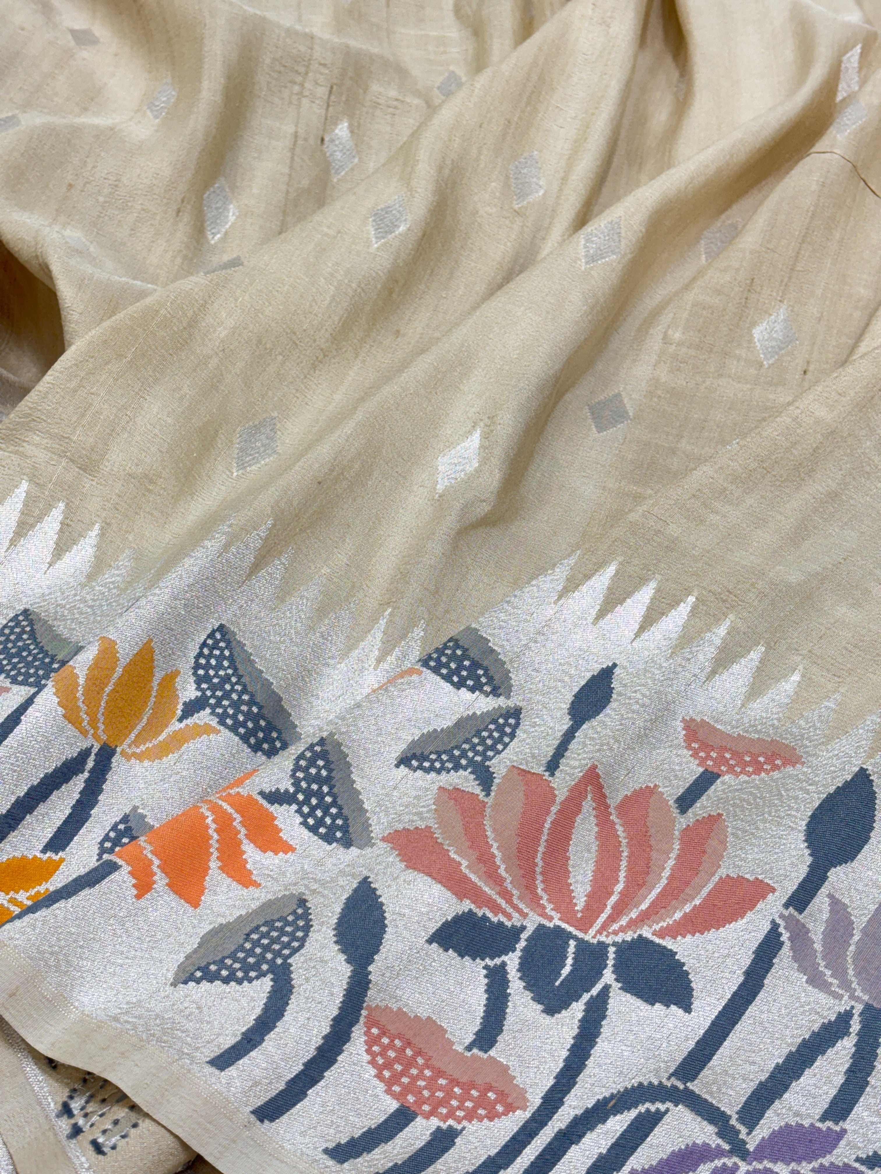 Natural Pure Banarasi Tussar Handwoven Saree