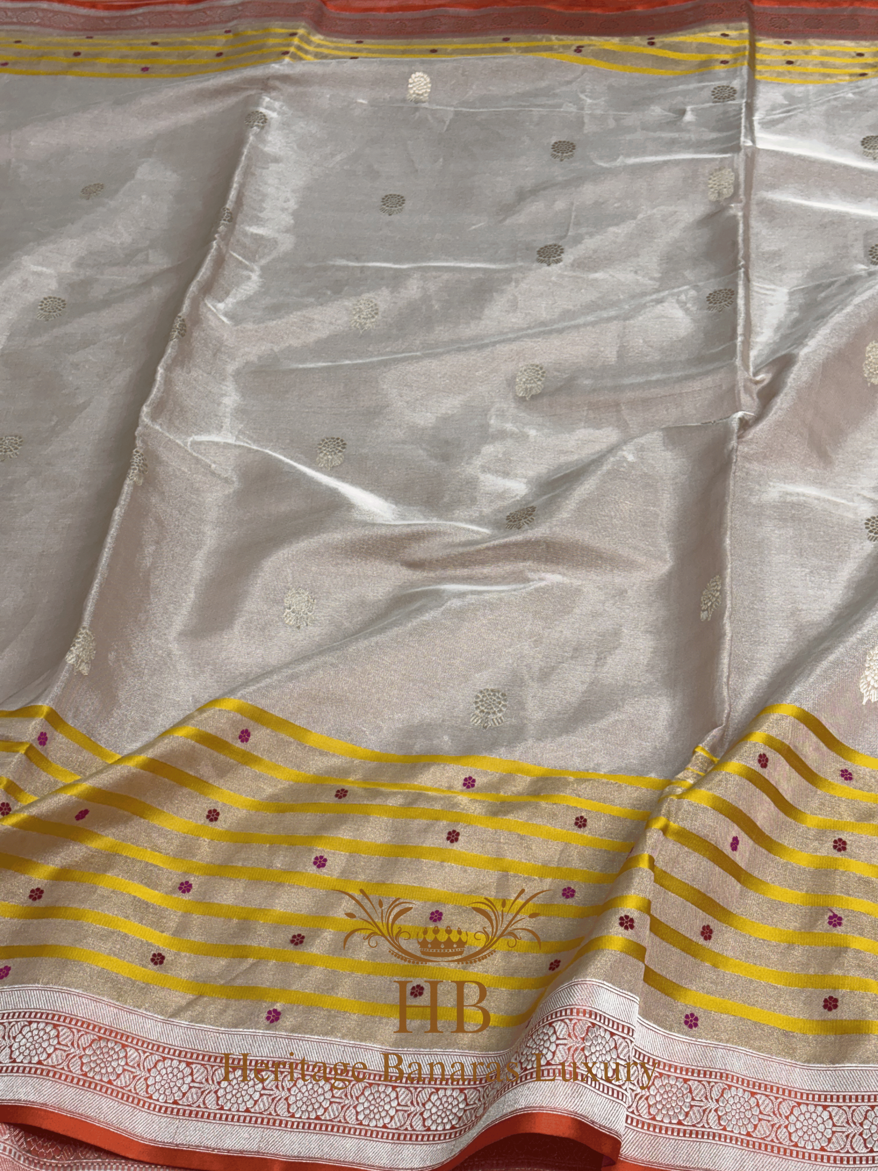 Ivory Handwoven Banarasi Pure Tissue Silk Saree