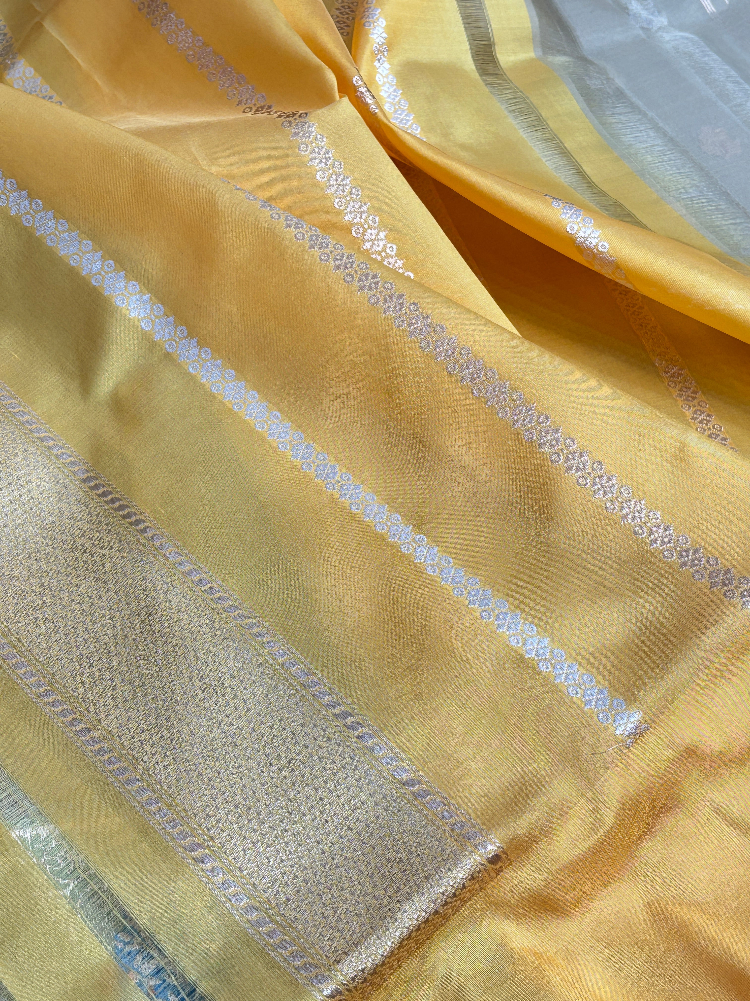 Beige Tissue Banarasi Silk Handwoven Saree