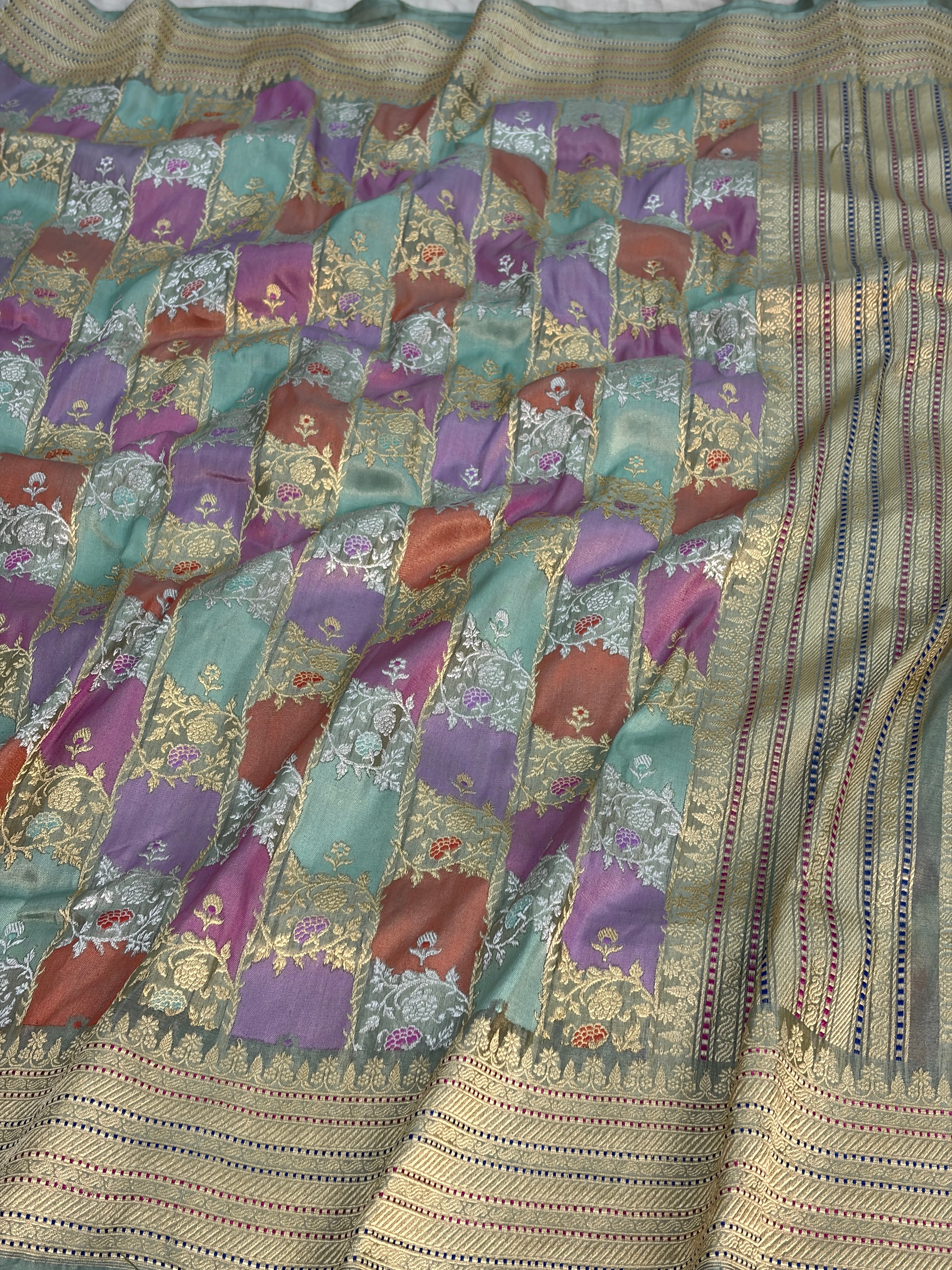 Sea Green Handwoven Pure Banarasi Rangkaat Saree