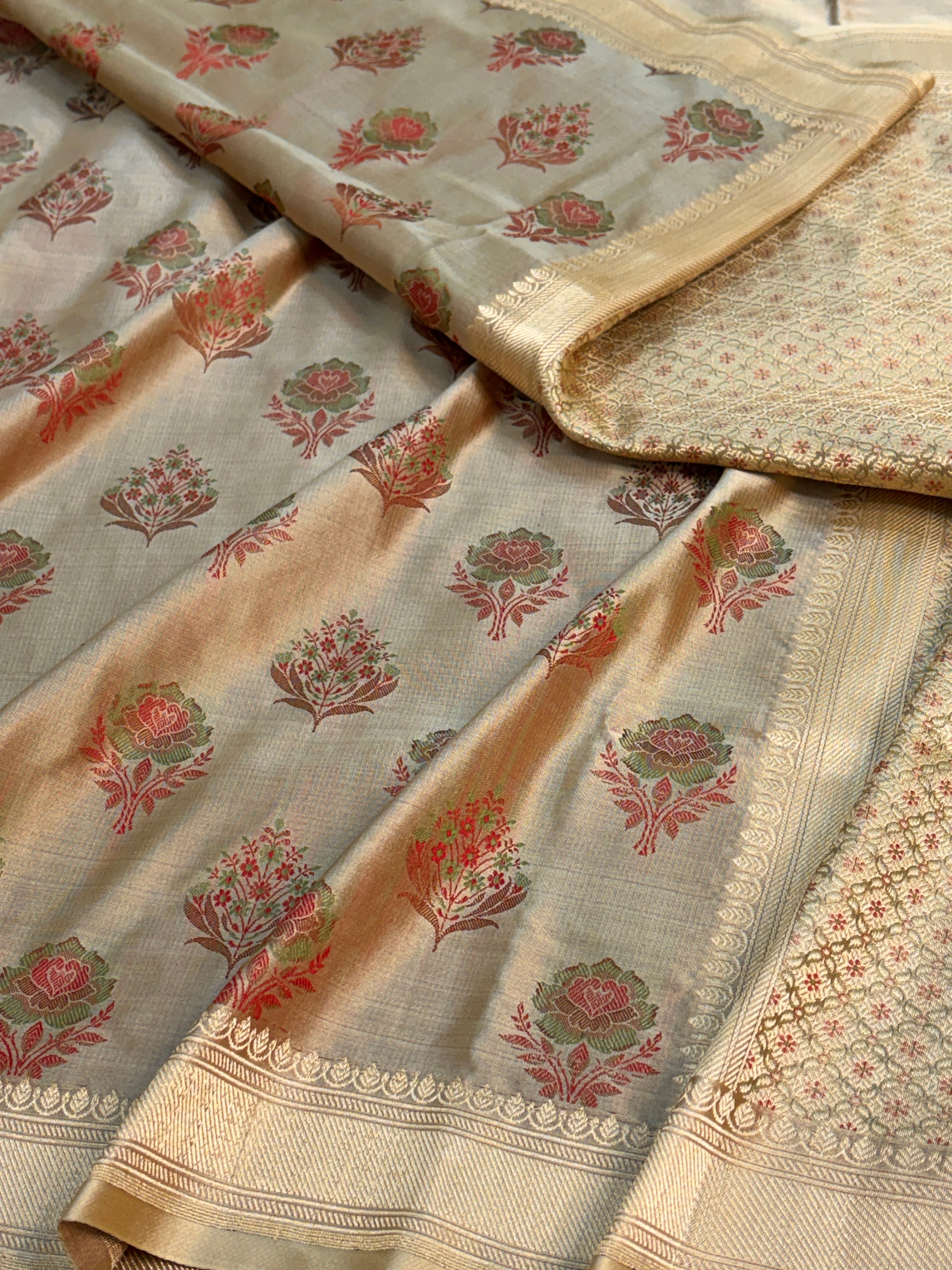 Champagne Ivory Handwoven Pure Banarasi Satin Tanchoi Silk Saree