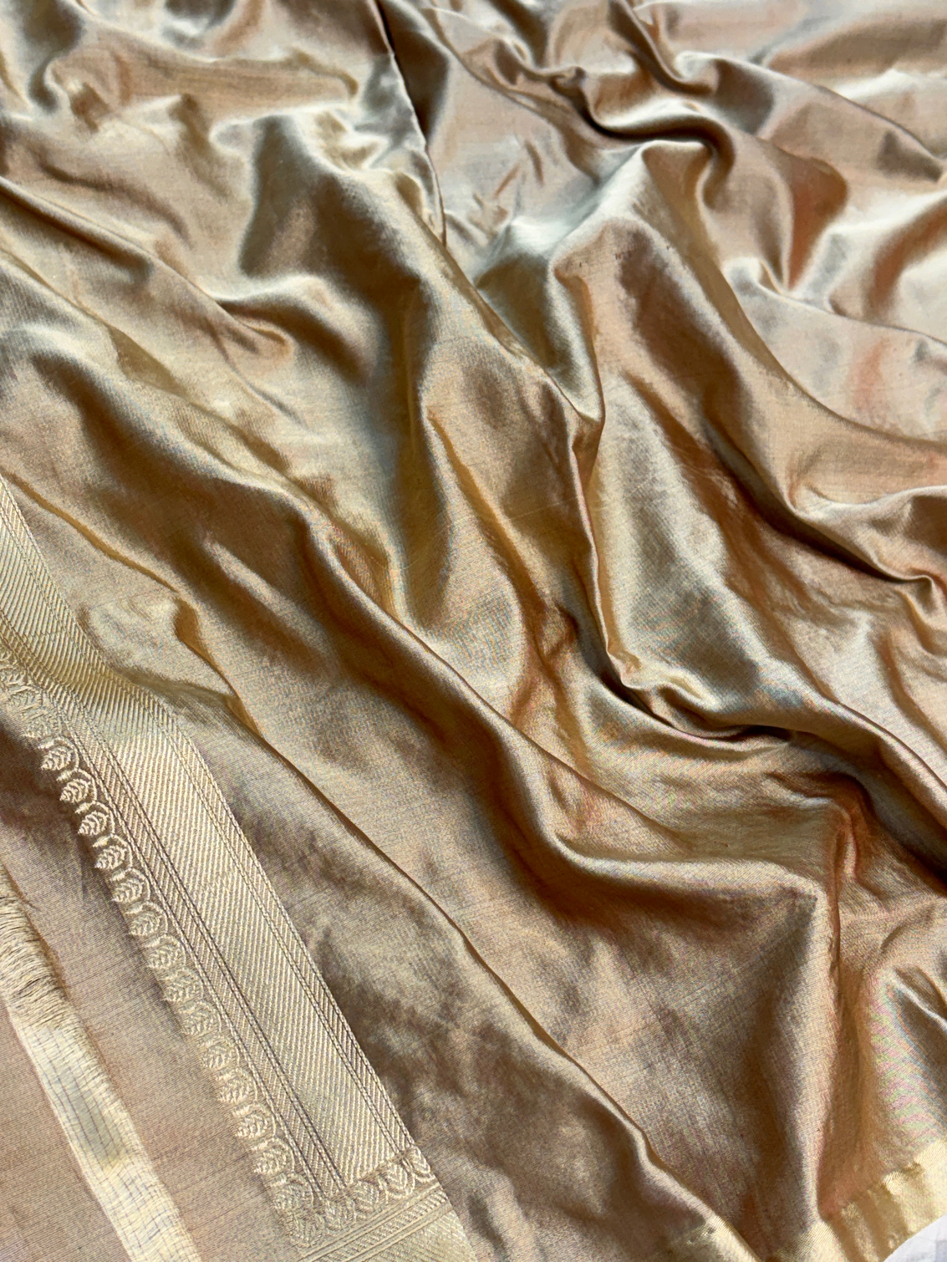 Champagne Ivory Handwoven Pure Banarasi Satin Tanchoi Silk Saree