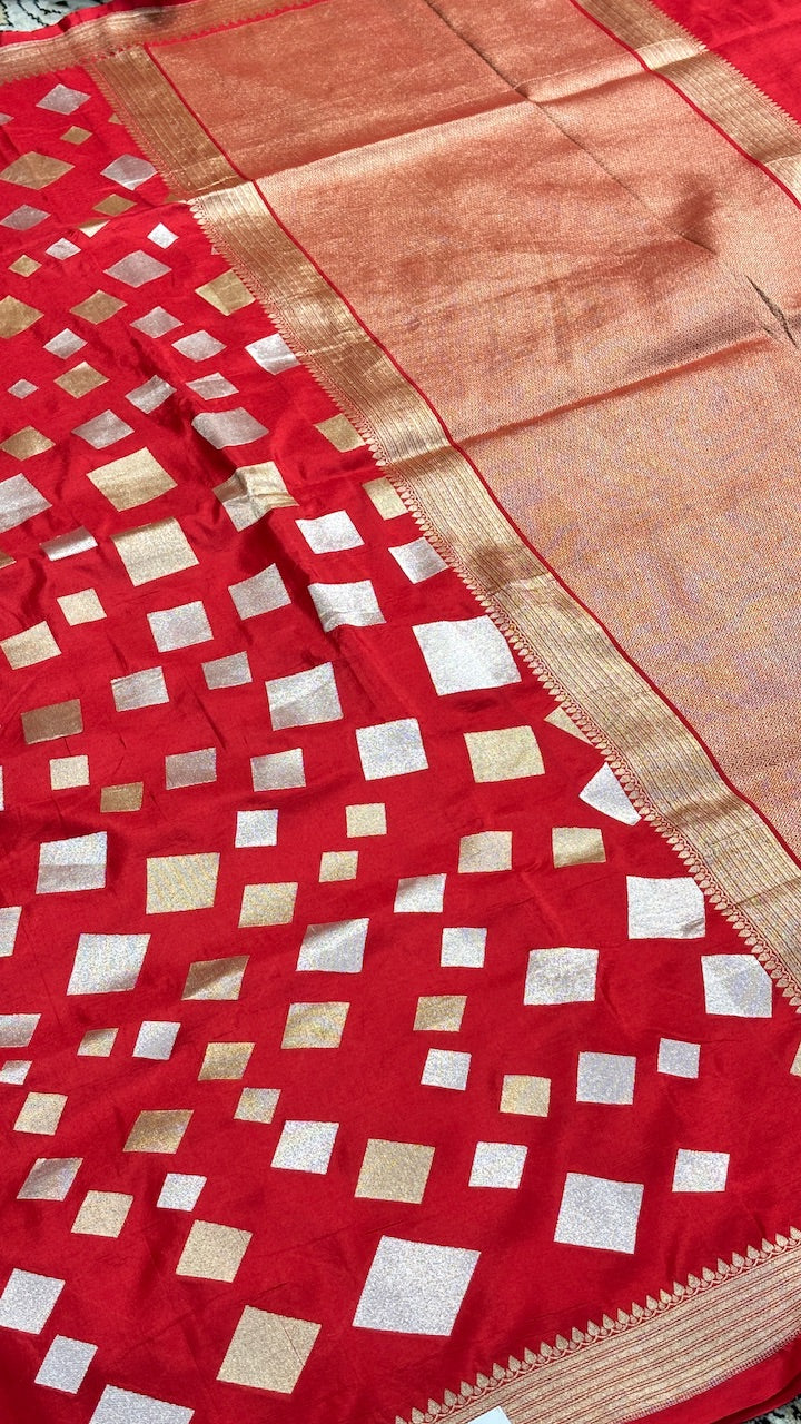 Red Pure Banarasi Rangkaat Silk Handloom Saree