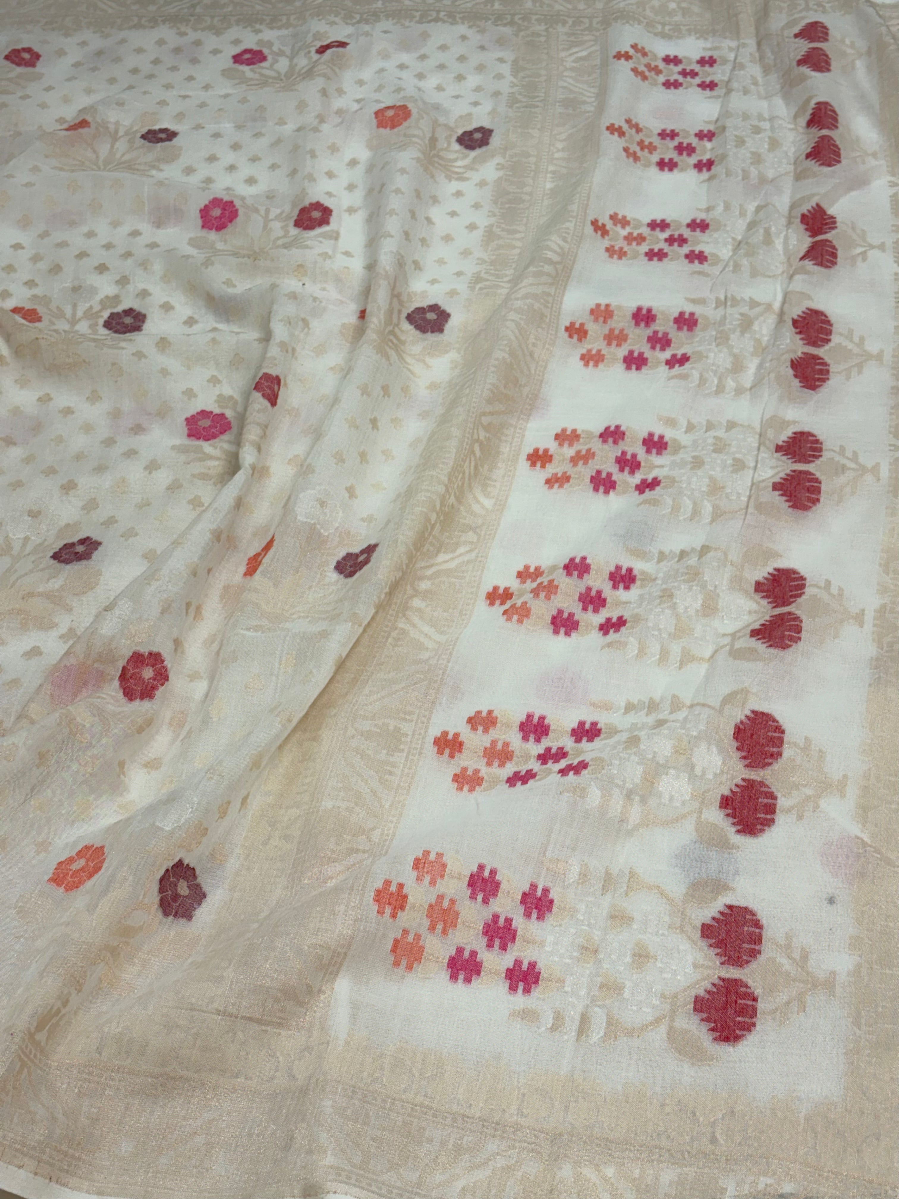 White Cotton Jamdani Handwoven Saree