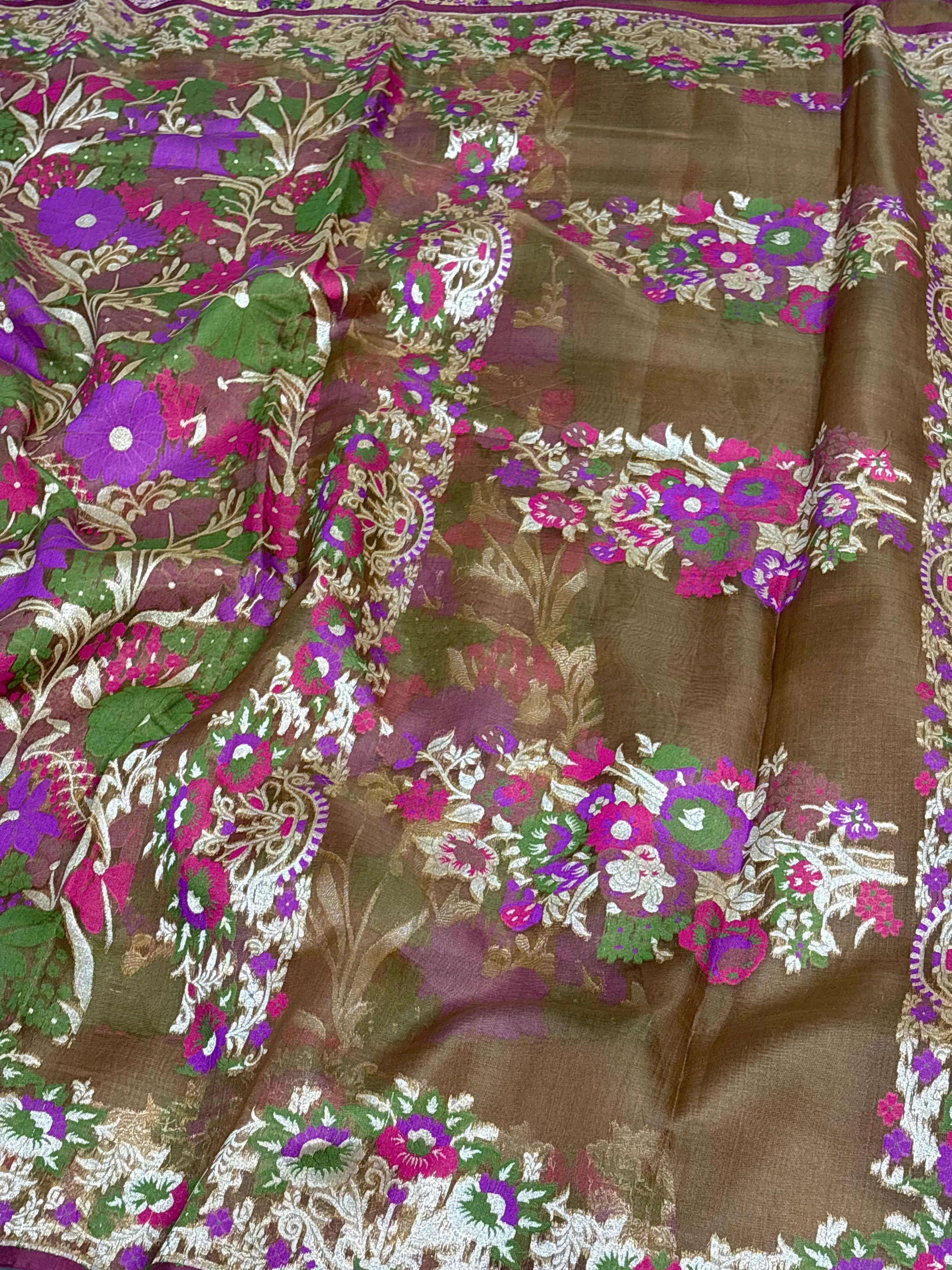 Pure Wine Kora Jamdani Handwoven Saree with Floral Jaal