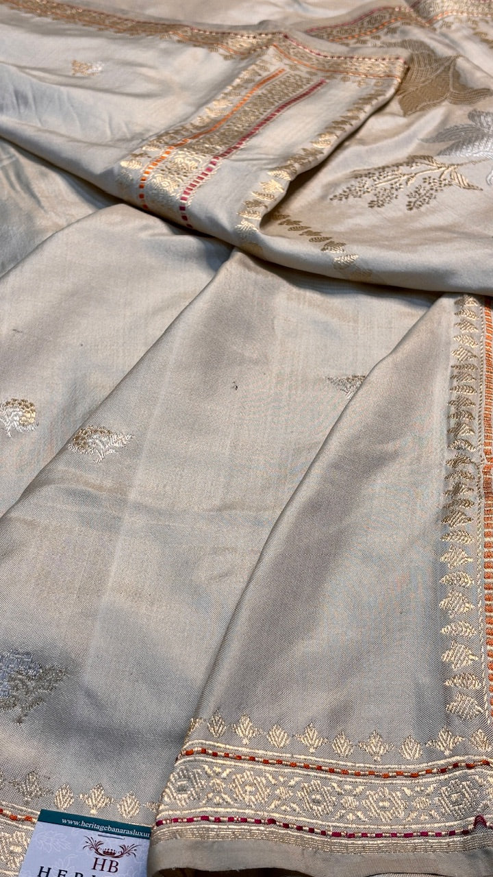 Ivory Pure Banarasi Ektara Silk Handwoven Saree