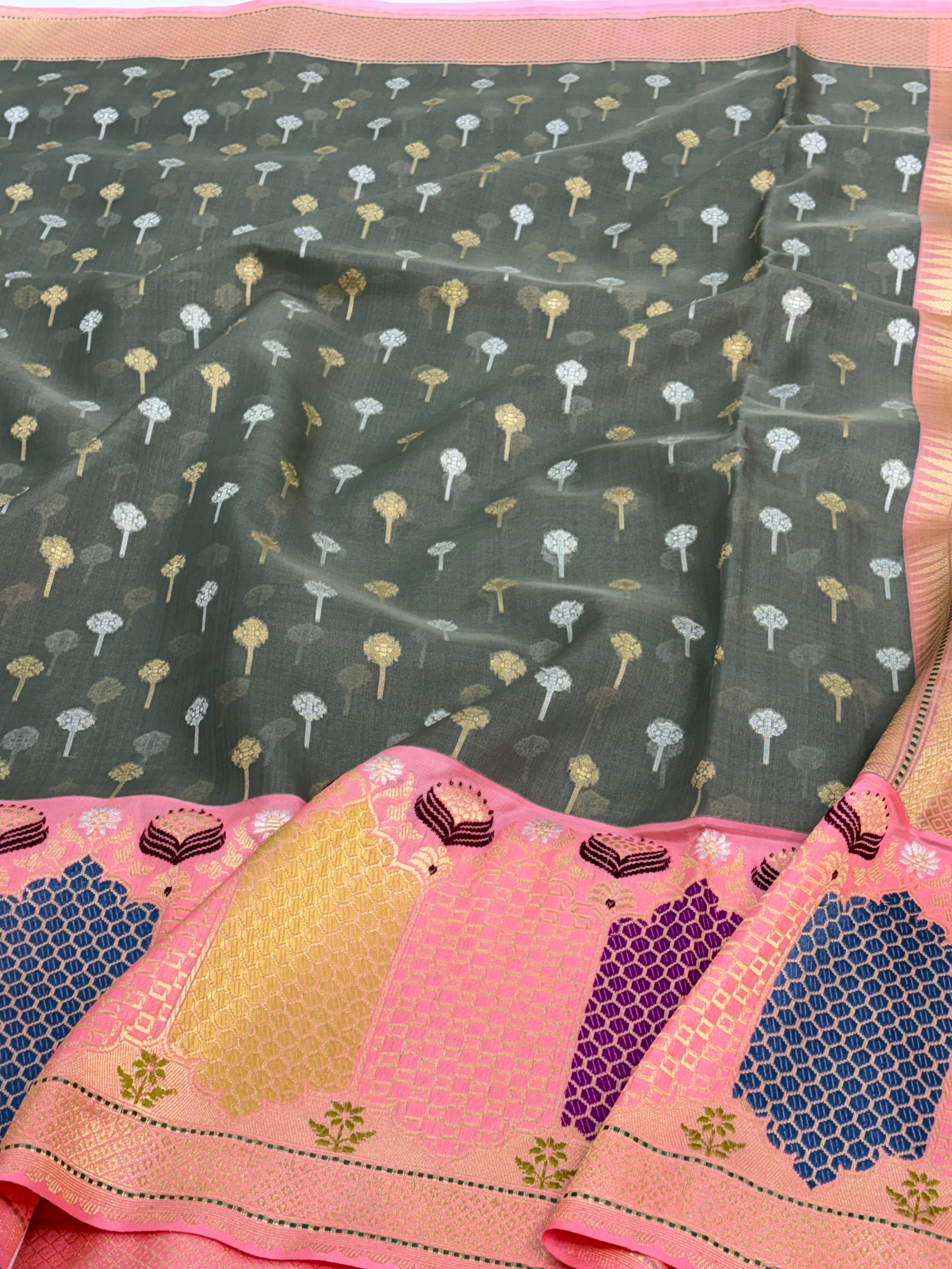 Pure Kora Ektara Jamdani Banarasi Saree with Pink Kadhiyal Rangkat Border