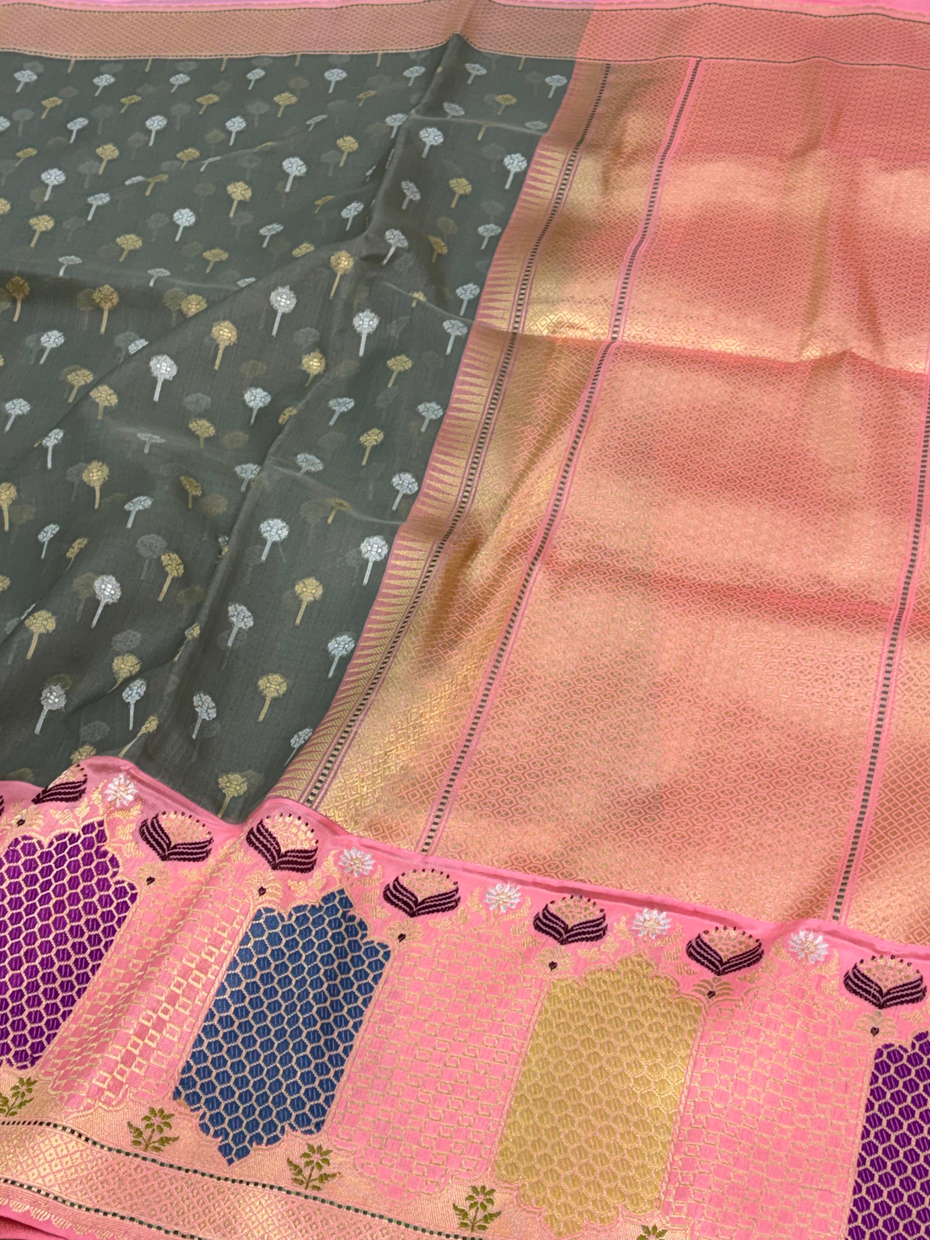 Pure Kora Ektara Jamdani Banarasi Saree with Pink Kadhiyal Rangkat Border