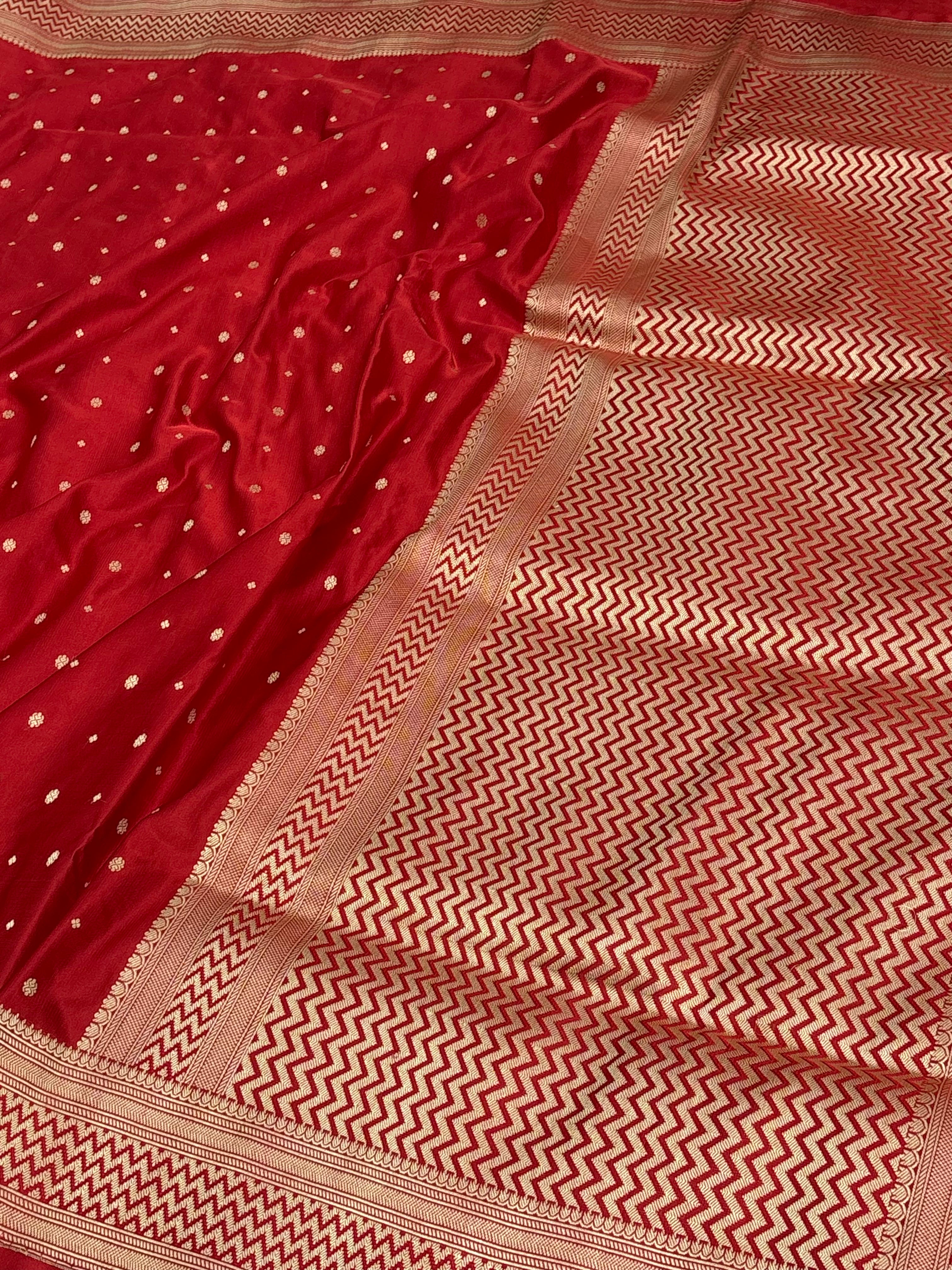 Red Handwoven Chunri Buti Banarasi Satin Silk Saree