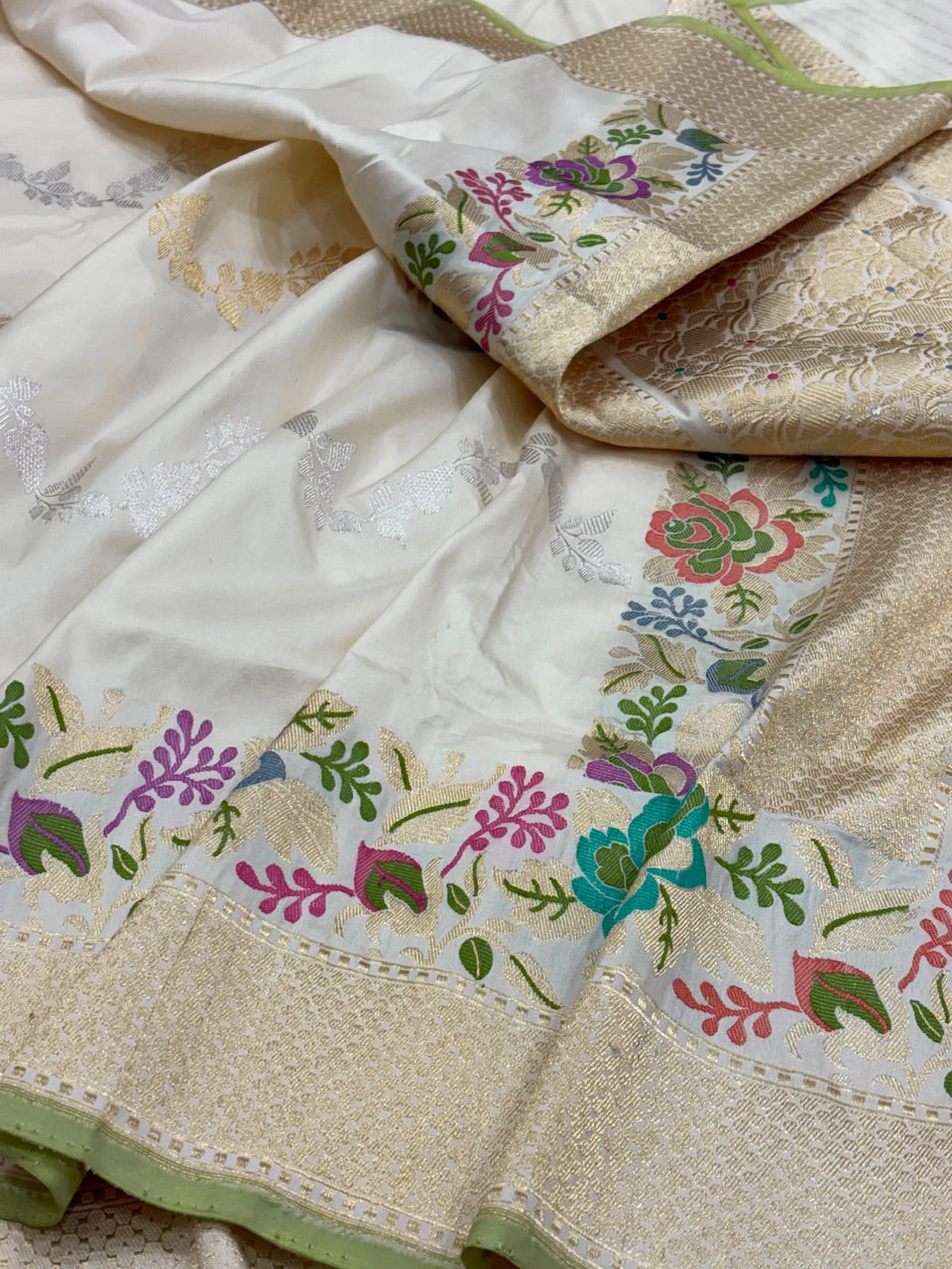 Ivory Banarasi Pure Katan Silk Handwoven Saree