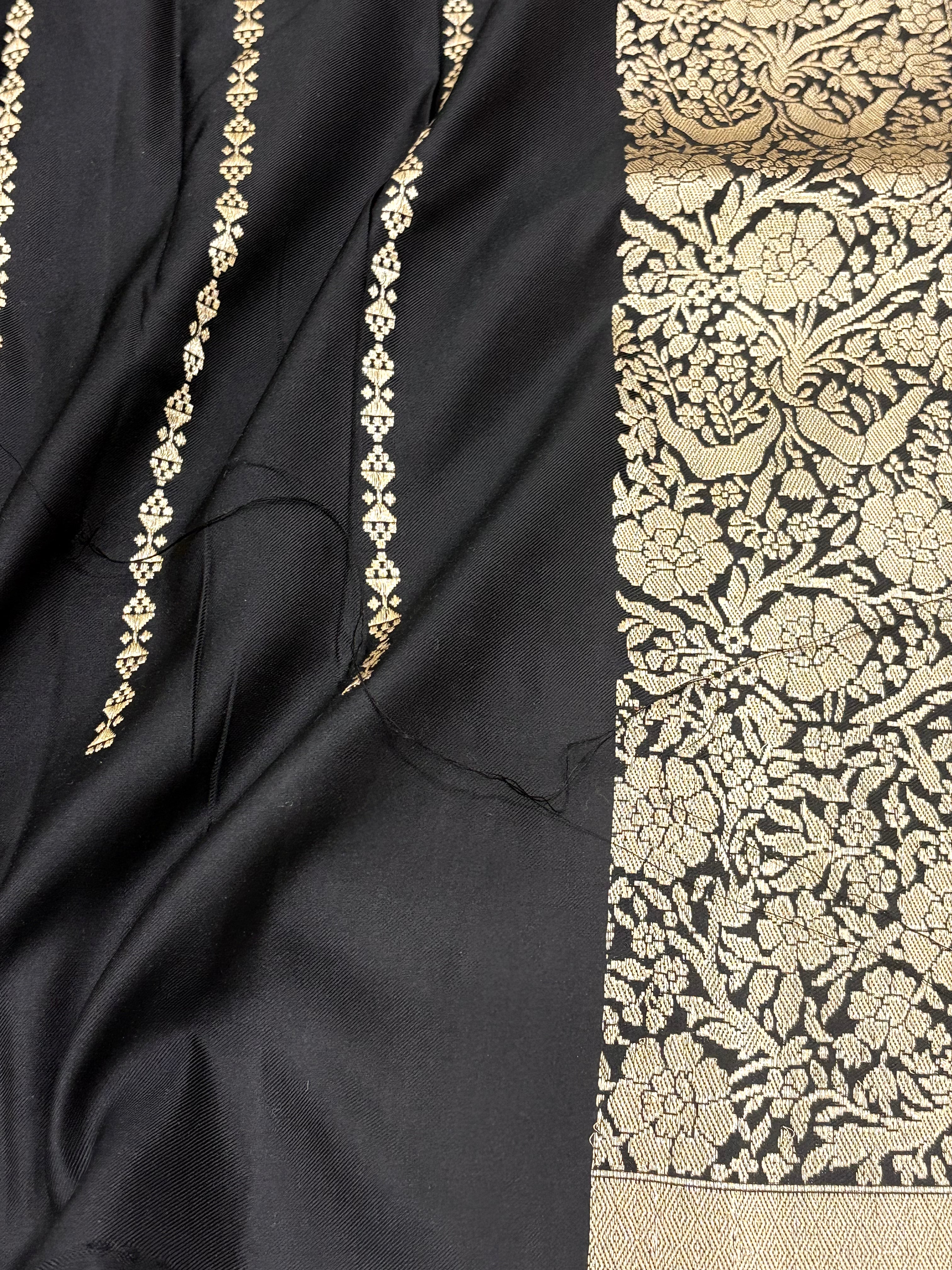 Black Handwoven Banarasi Pure Ektara Katan Silk Saree