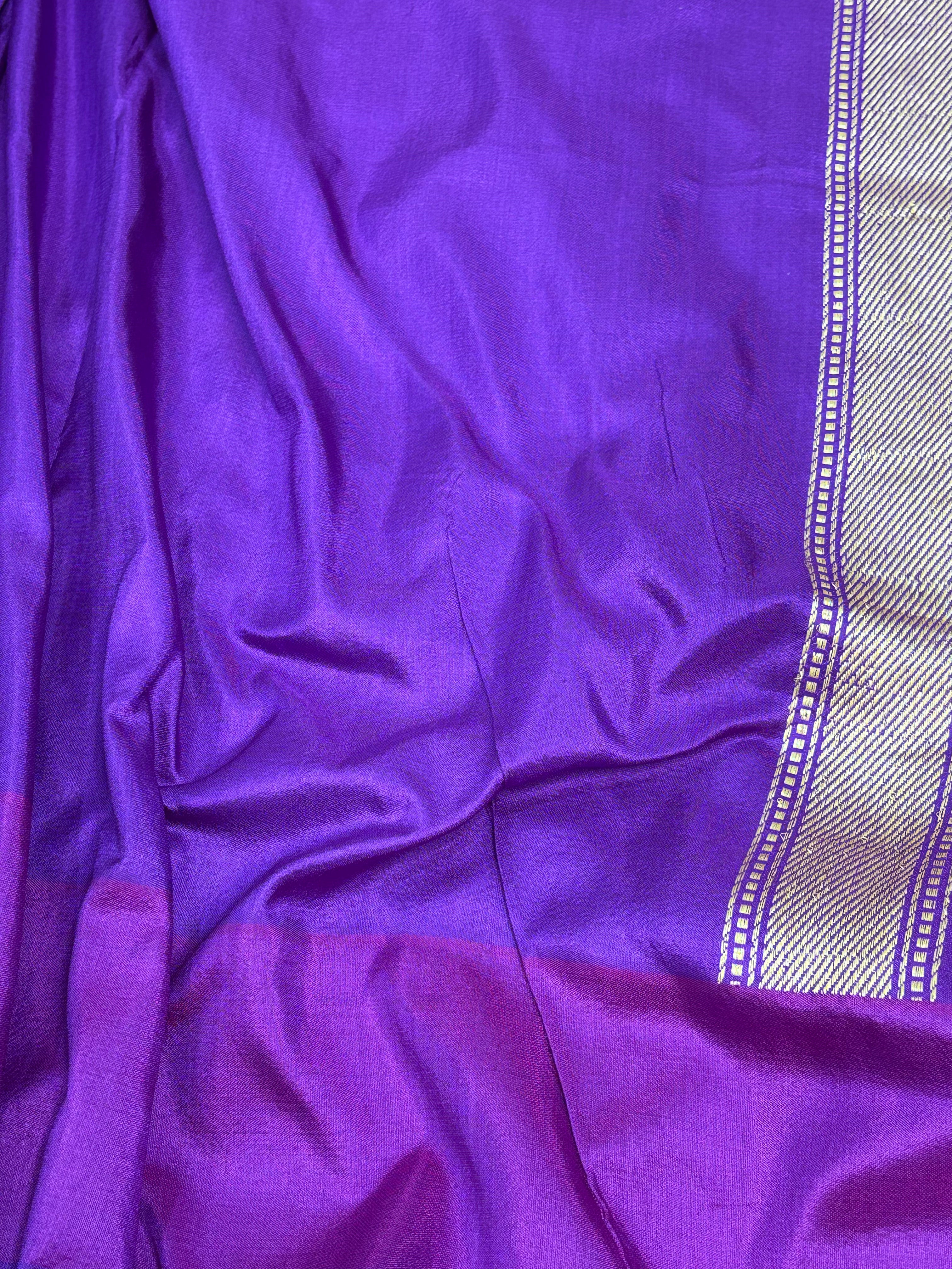 Red Handwoven Banarasi Pure Katan Silk Kadiyal Saree with Purple boder