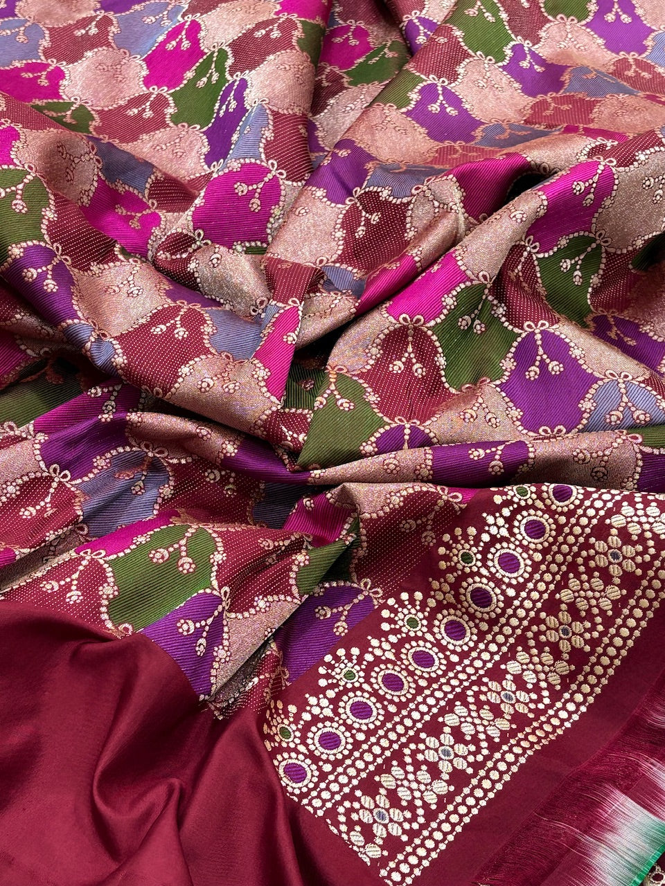 Maroon Banarasi Pure Katan Silk Handwoven Saree