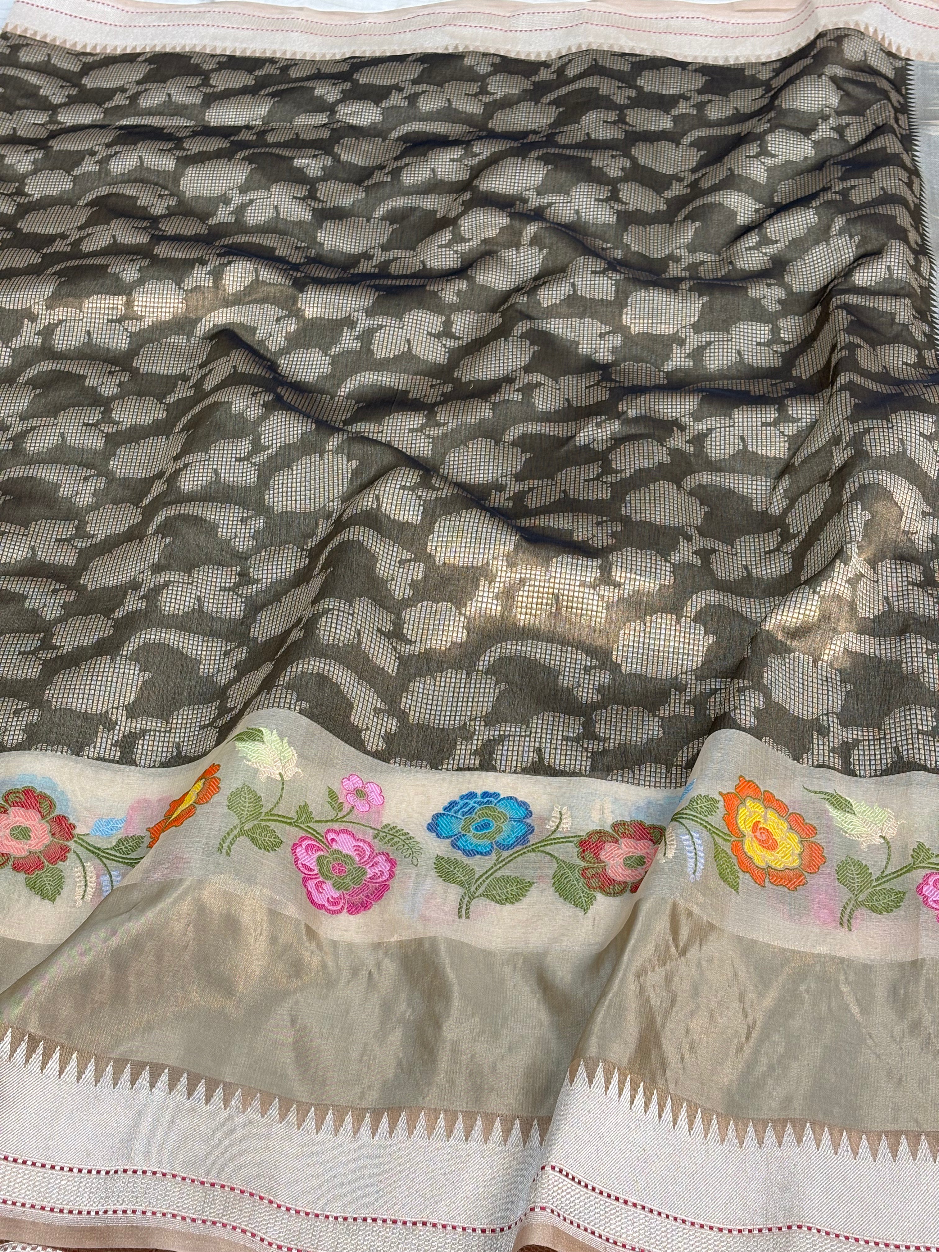 Smoke Grey Handwoven Banarasi Kadiyal Pure Tissue Silk Saree