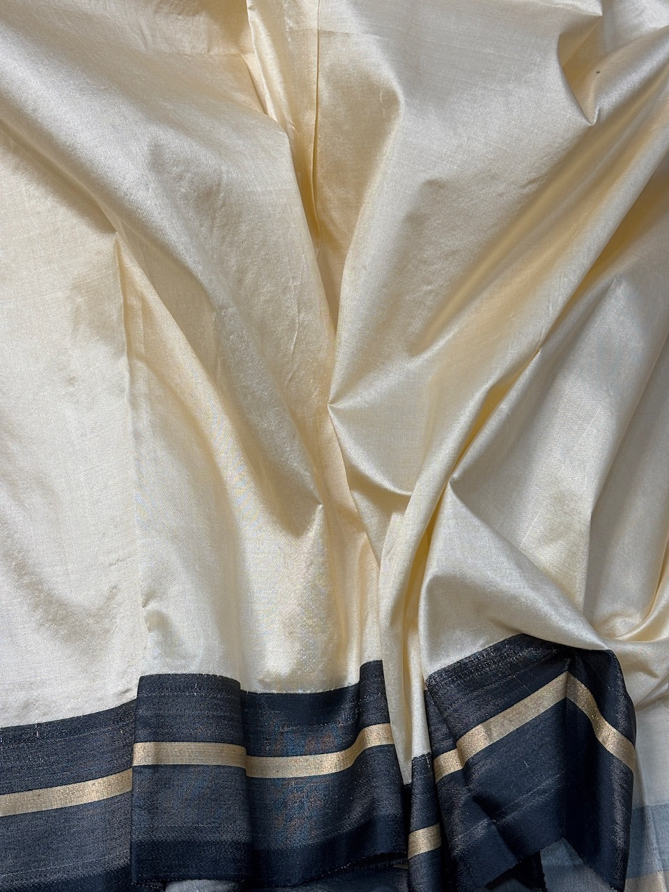 Ivory Pure Banarasi Katan Silk Handloom Saree