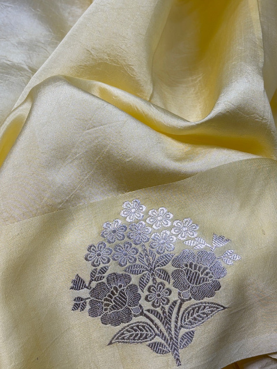 Silken Yellow Mango Katan Banarasi Silk Handwoven Saree