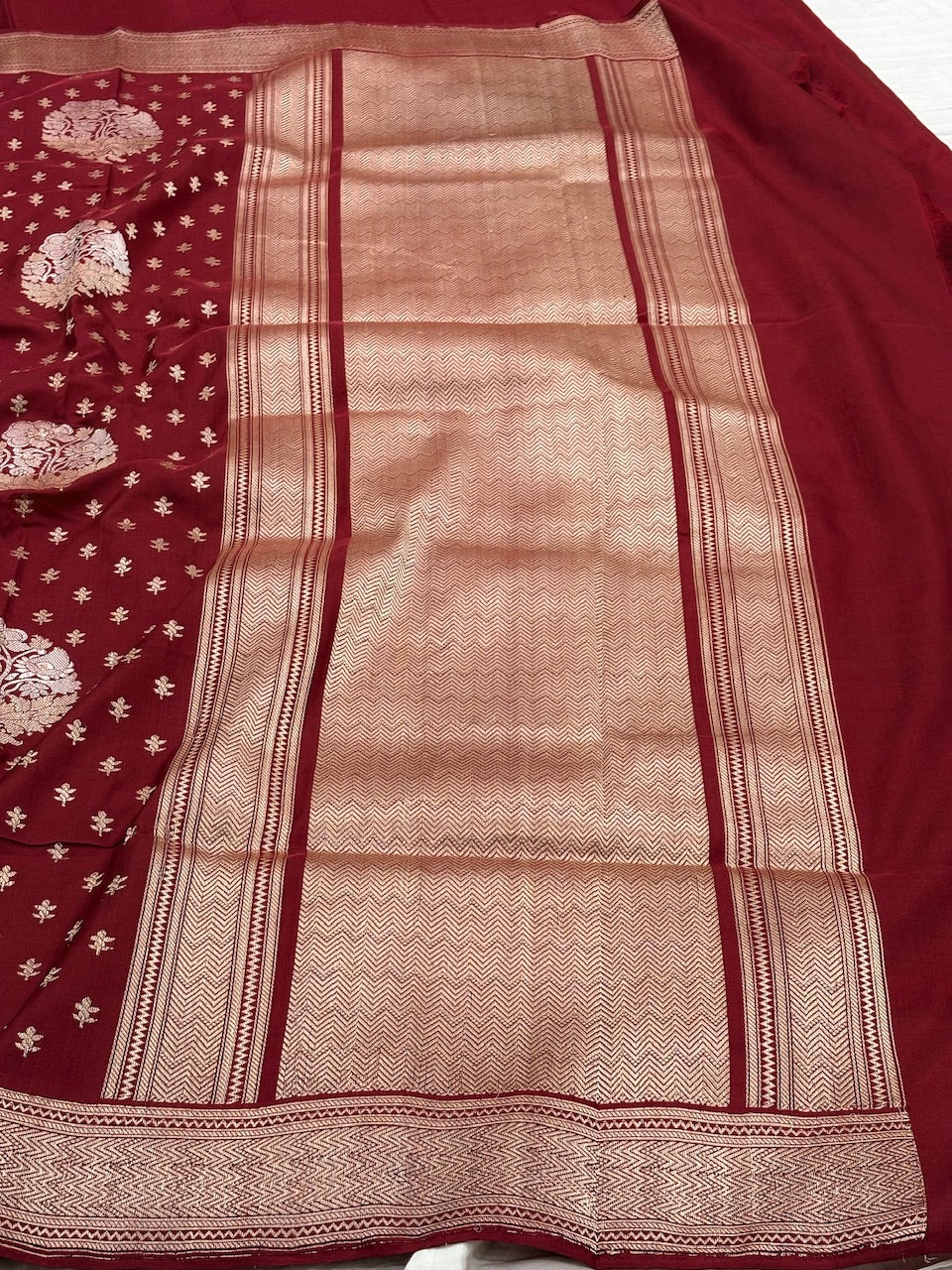 Maroon Banarasi Pure Katan Silk Handwoven Saree