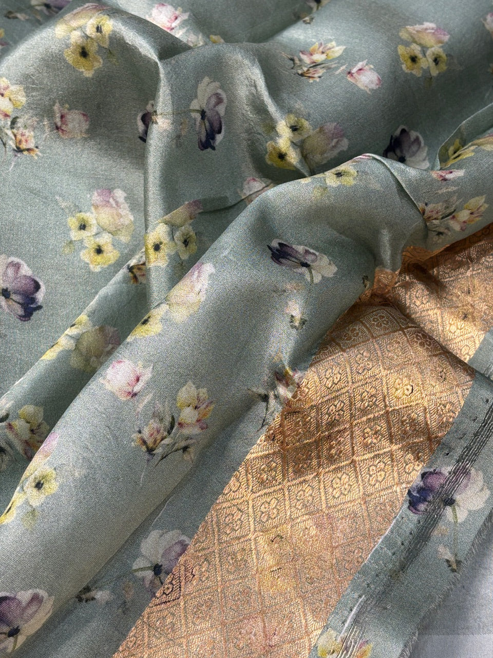 Sage GreenPrinted Mango Katan Banarasi Silk Handwoven Saree