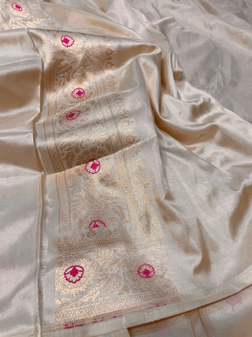 Ivory Minakari Banarasi Brocade Silk Saree