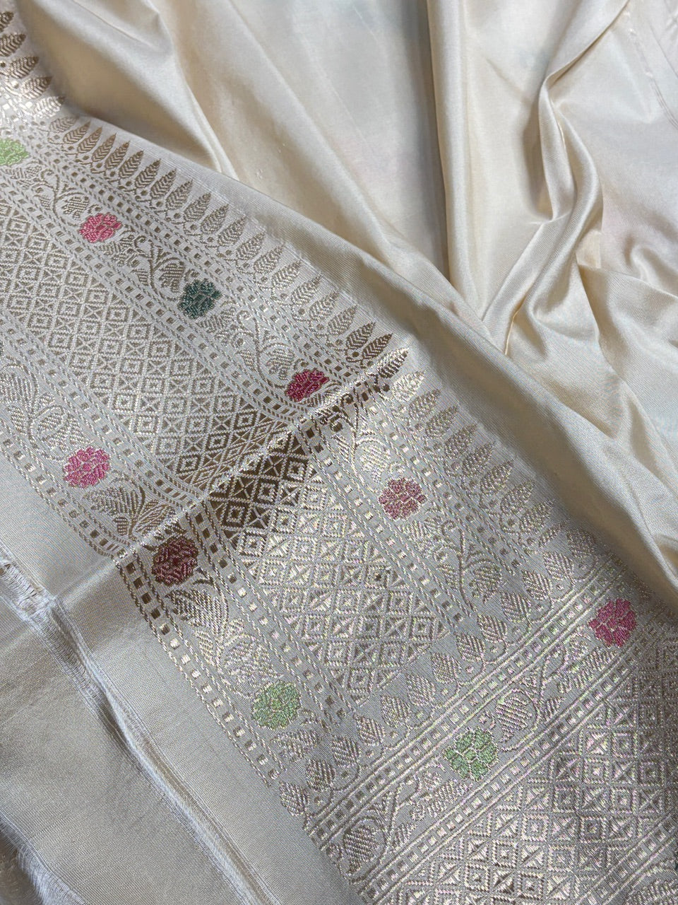Ivory Pure Banarasi Katan Silk Handwoven Saree