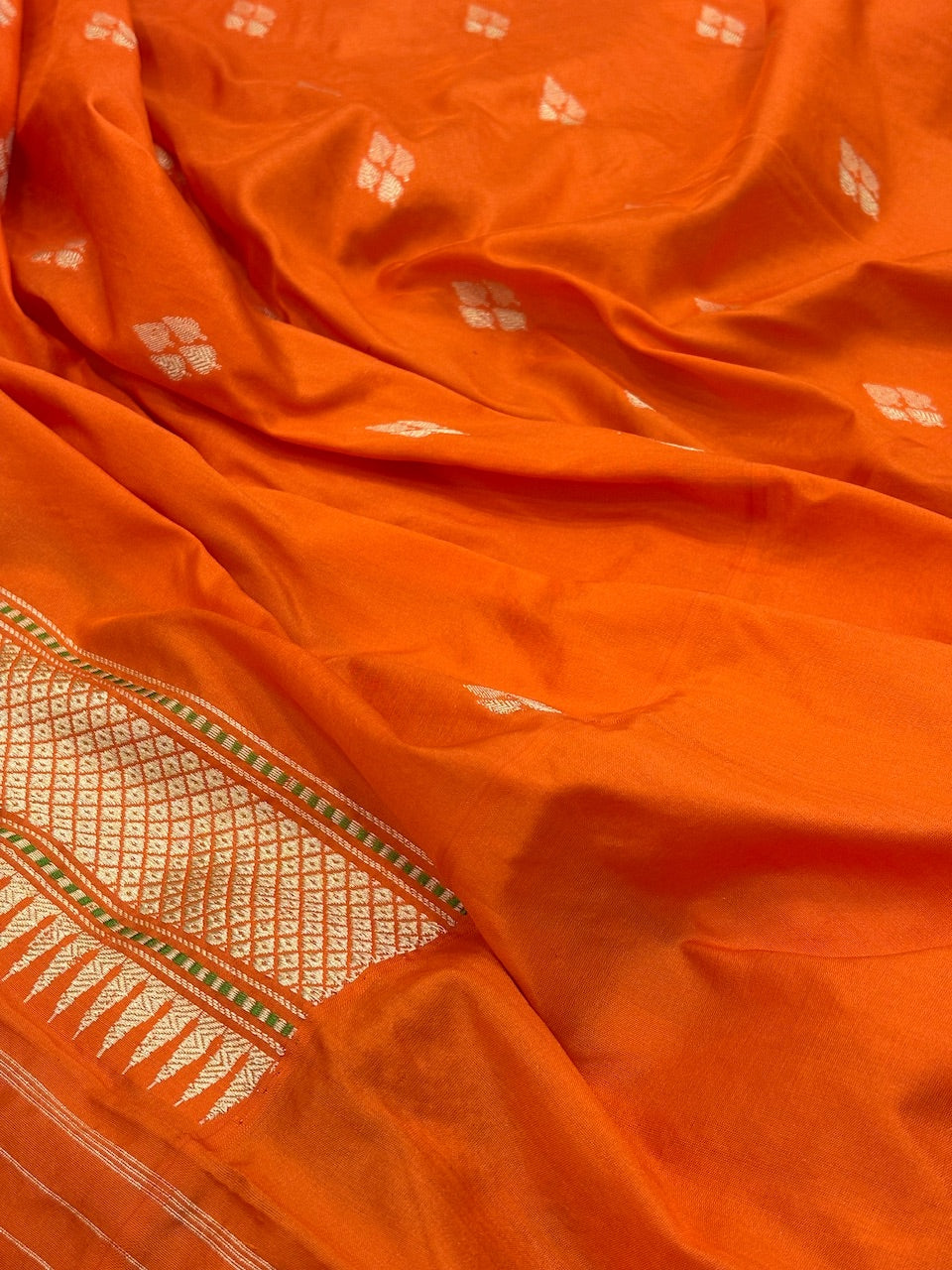 Lavender Banarasi Tissue Silk Handwoven Saree