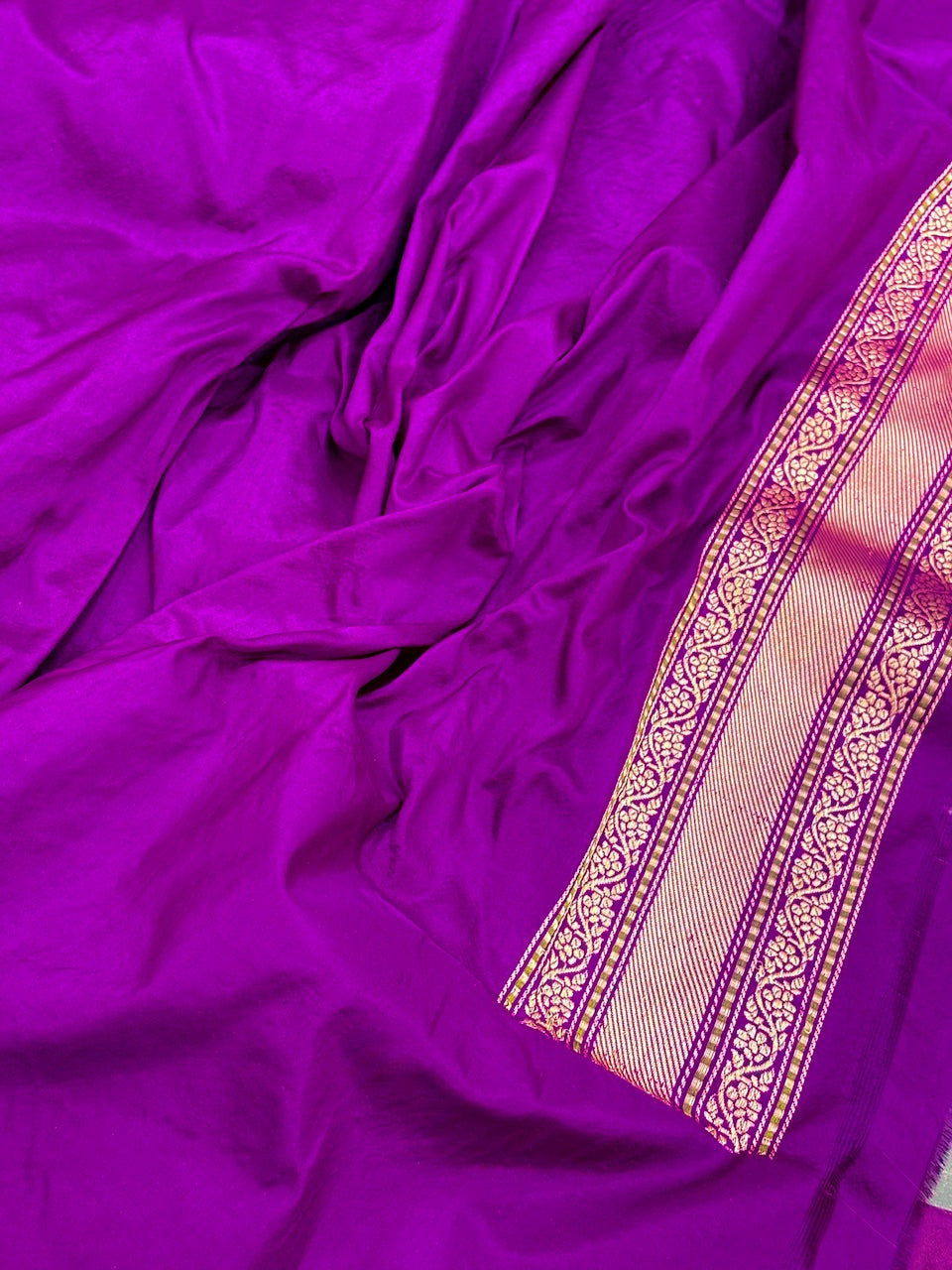 Ash Grey Banarasi Tissue Silk Handwoven Saree