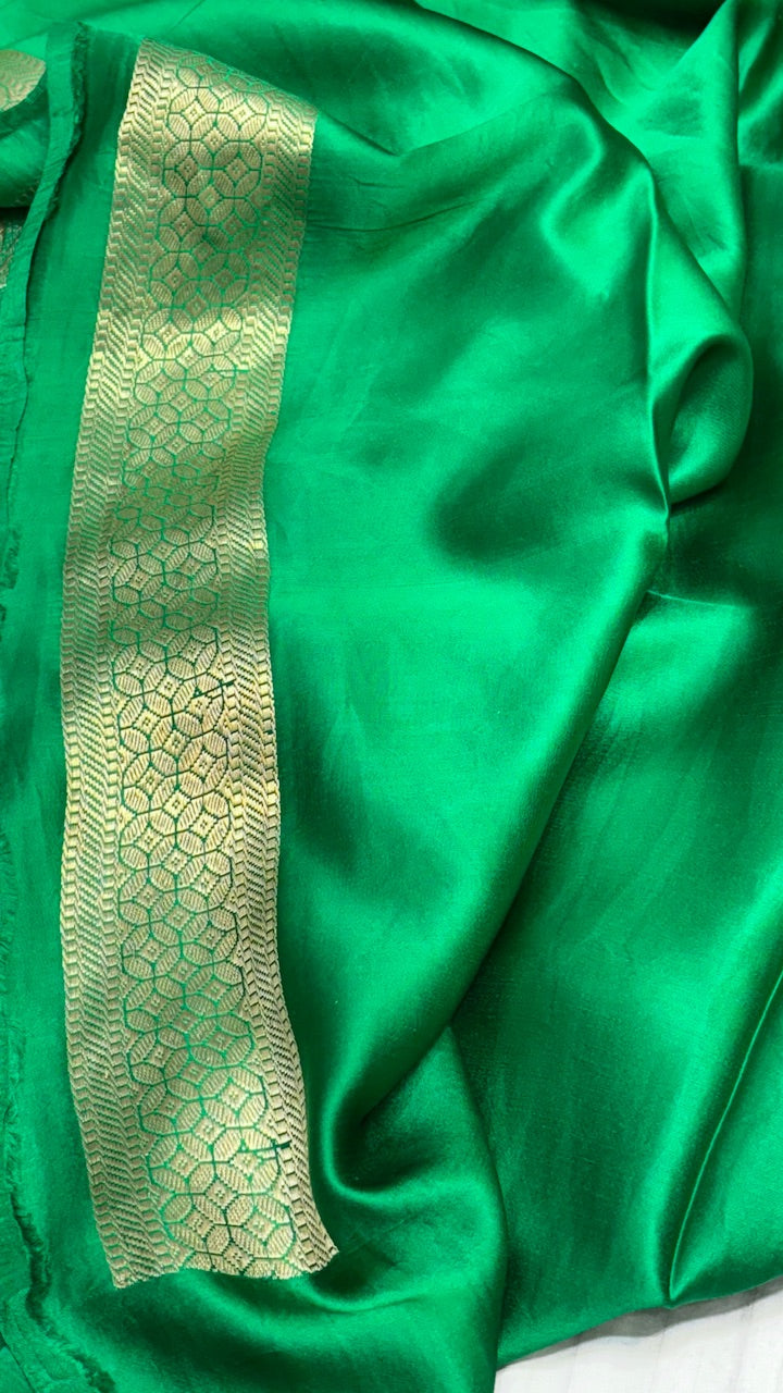 Green Pure Banarasi Satin-Mashru Silk Handwoven Saree