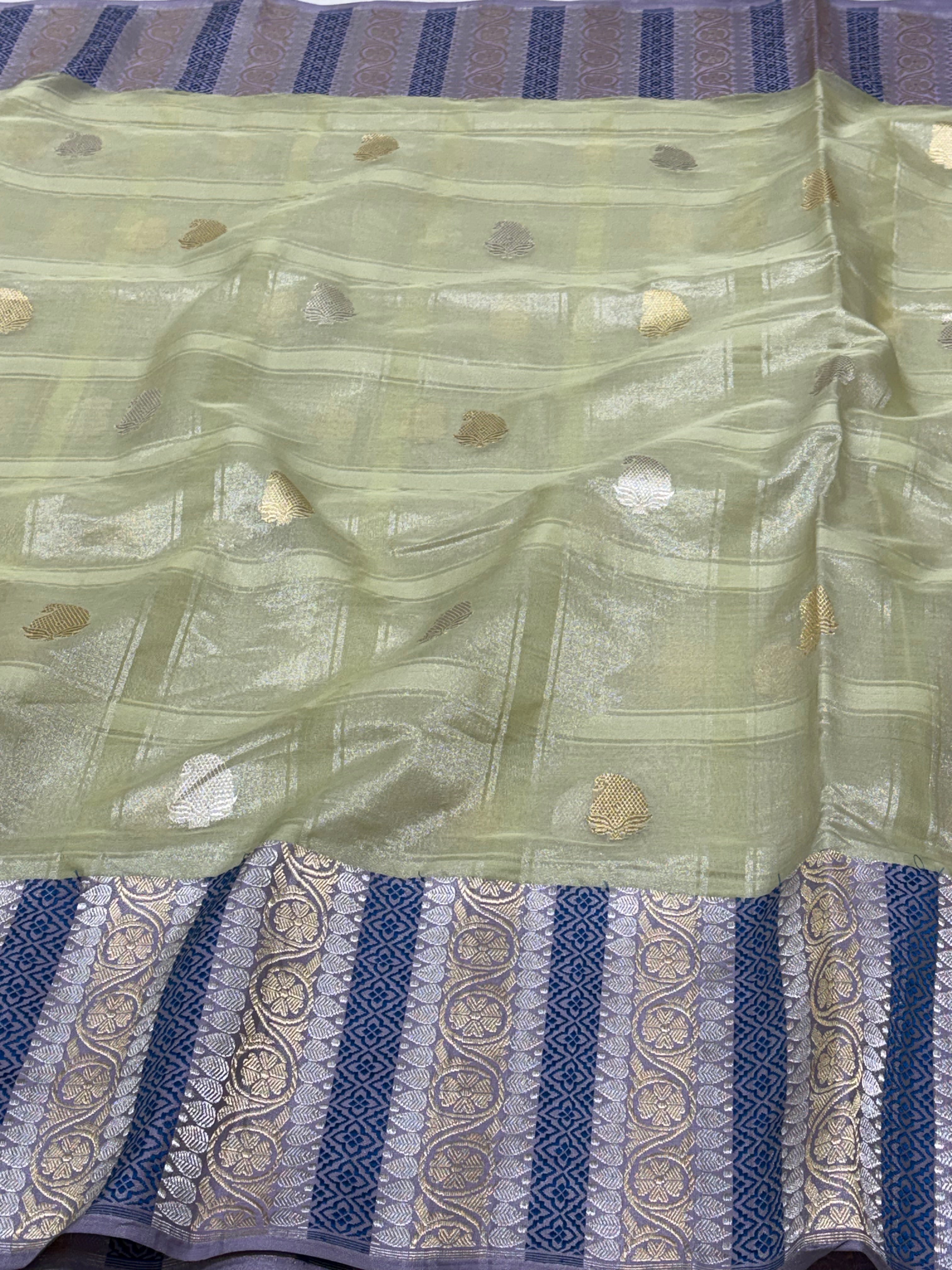Pure Tissue Kora Handwoven Banarasi Saree with Designer Border