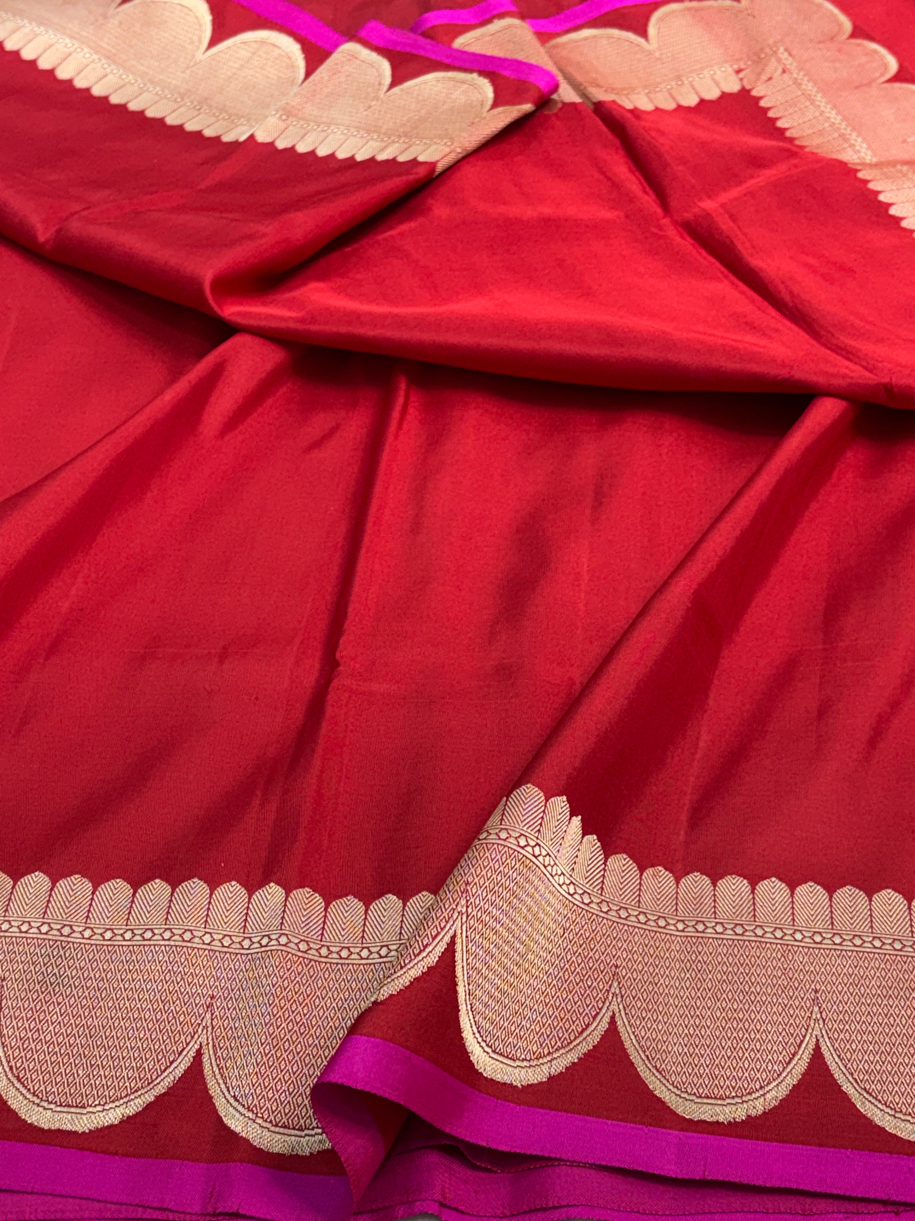 Red Pure Satin Silk Handwoven Banarasi Saree