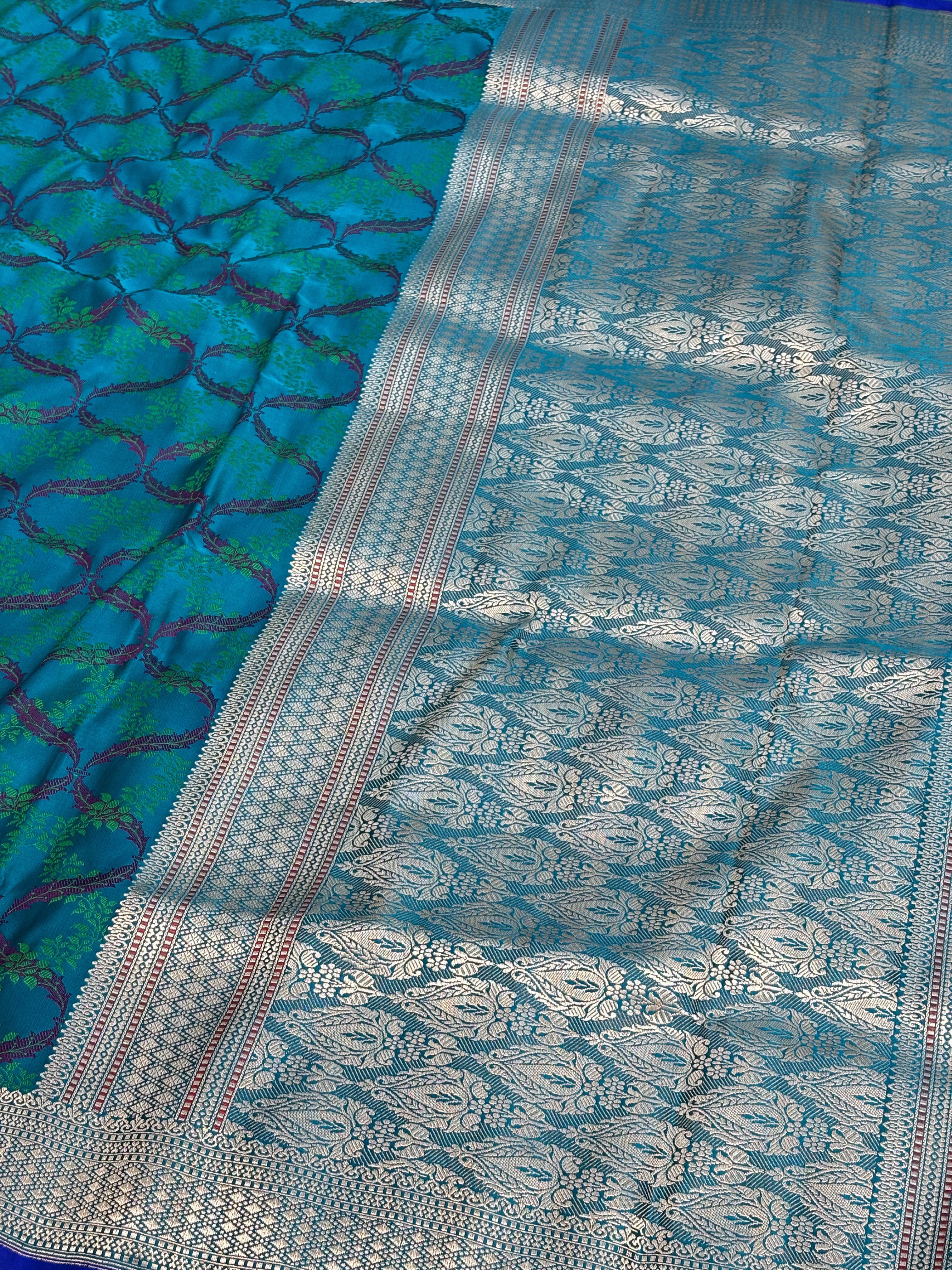 Turquoise Blue Pure Satin Silk Tanchoi Banarasi Saree with Floral Design