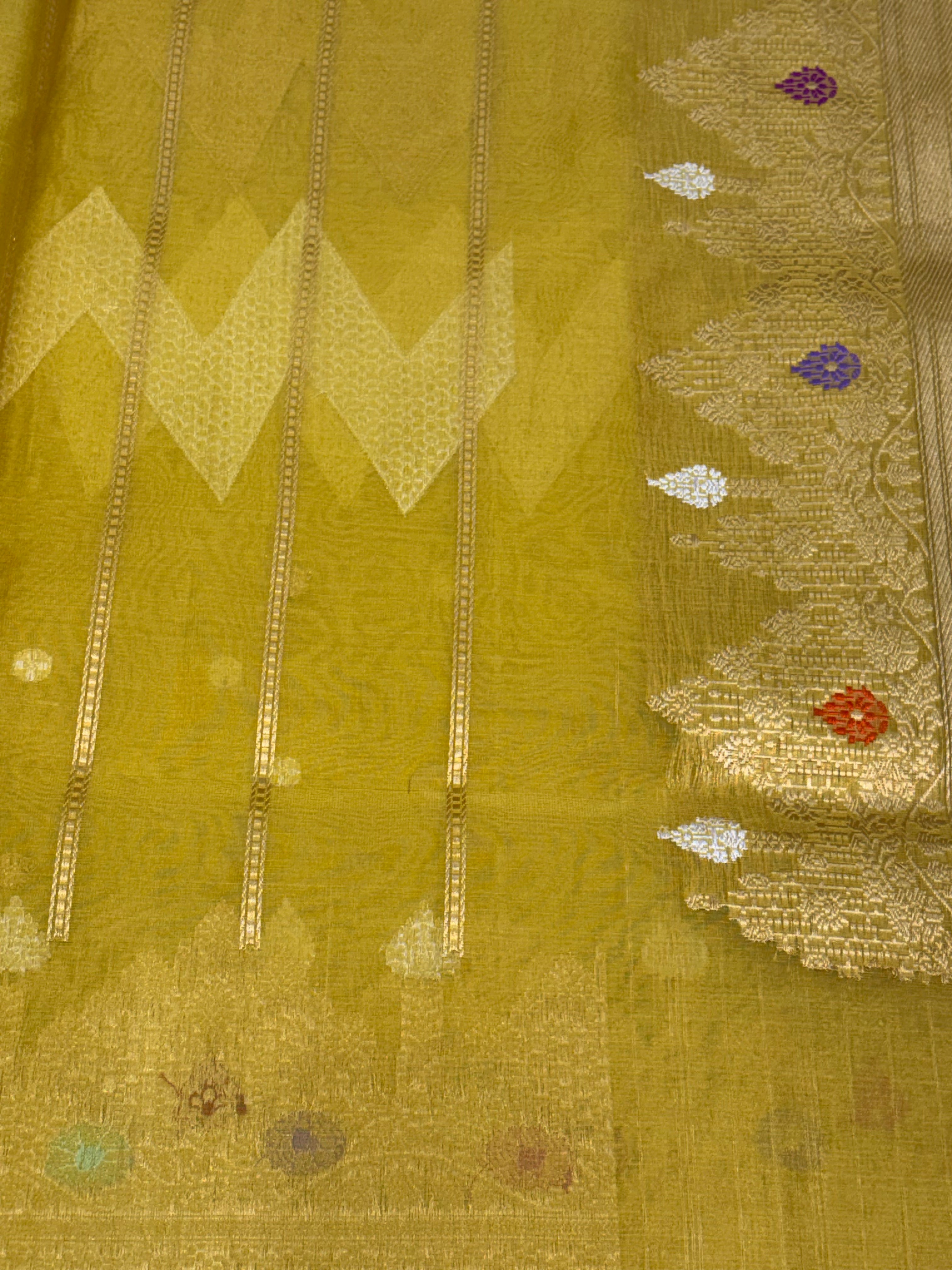 Liril Green Pure Kora Banarasi Saree with Necklace Jaal and Meenakari Border