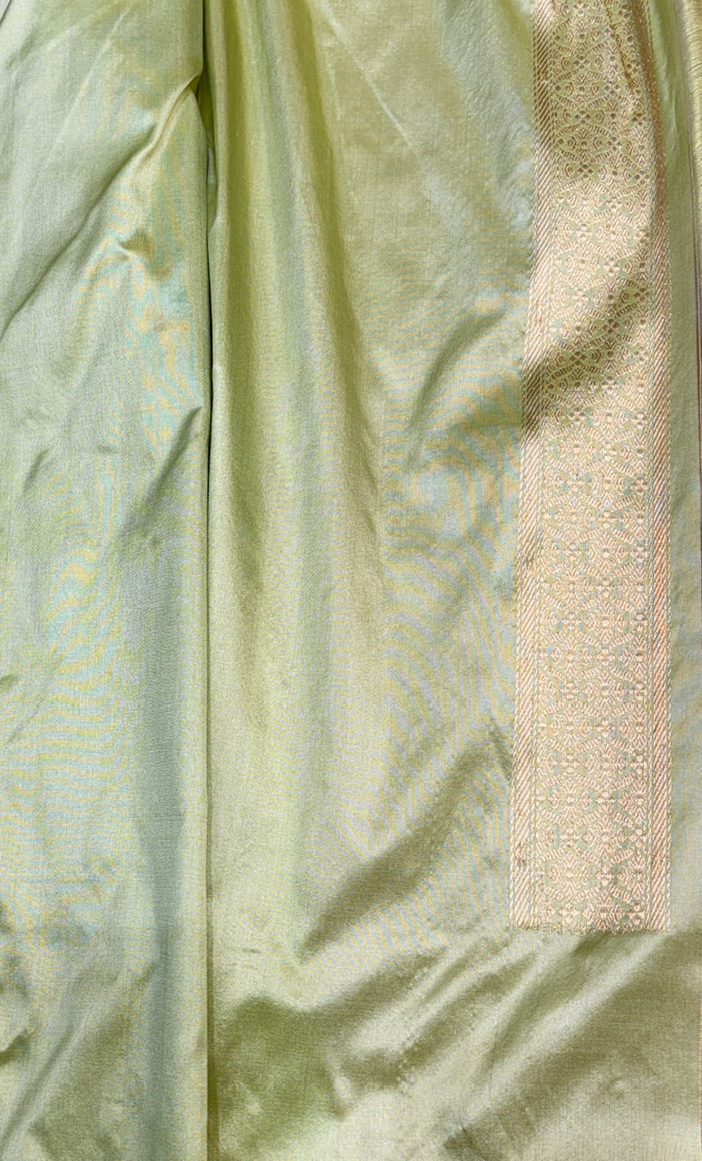 Rangkaat Banarasi Silk Handwoven