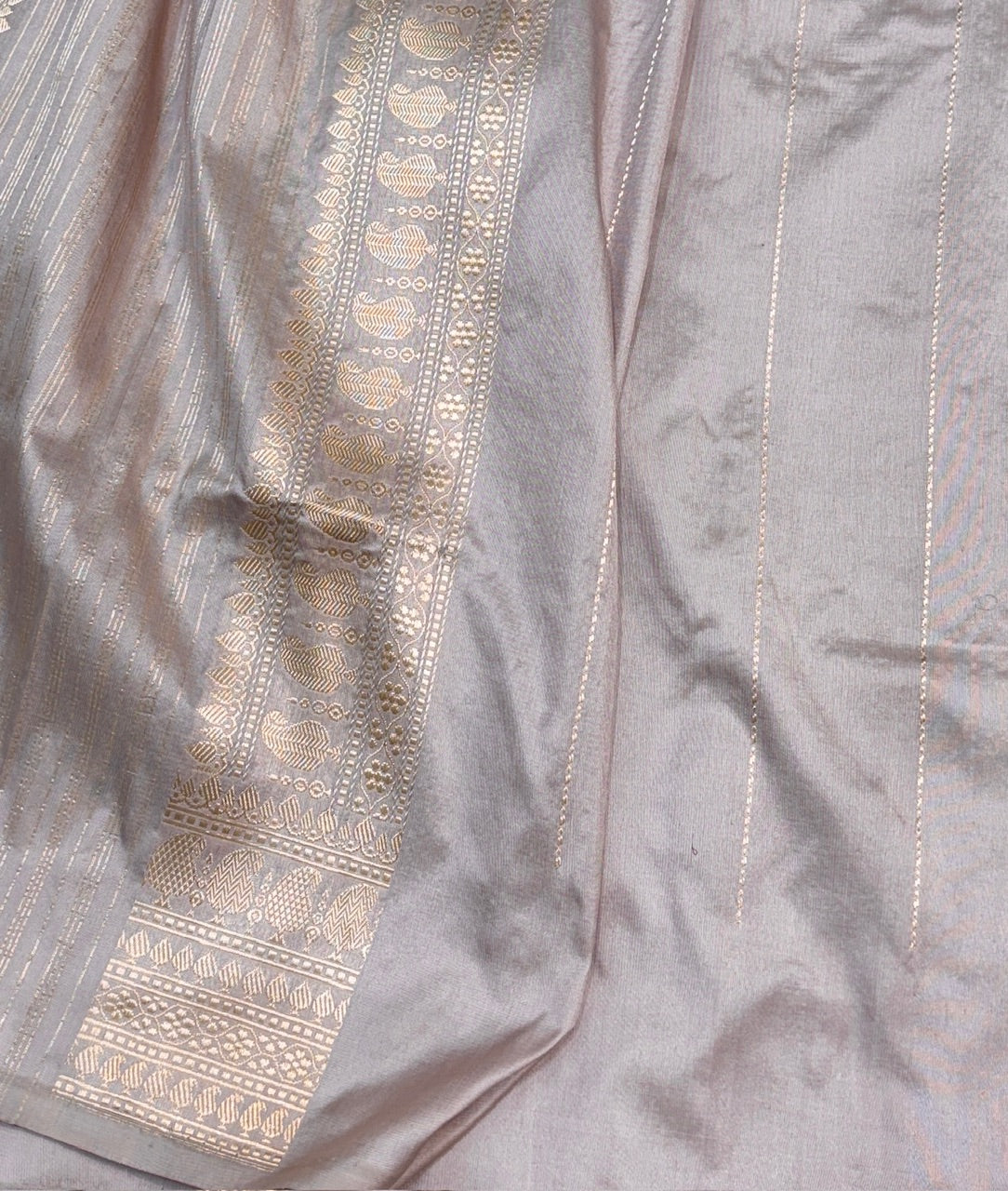 Mauve Banarasi Katan Silk Handwoven