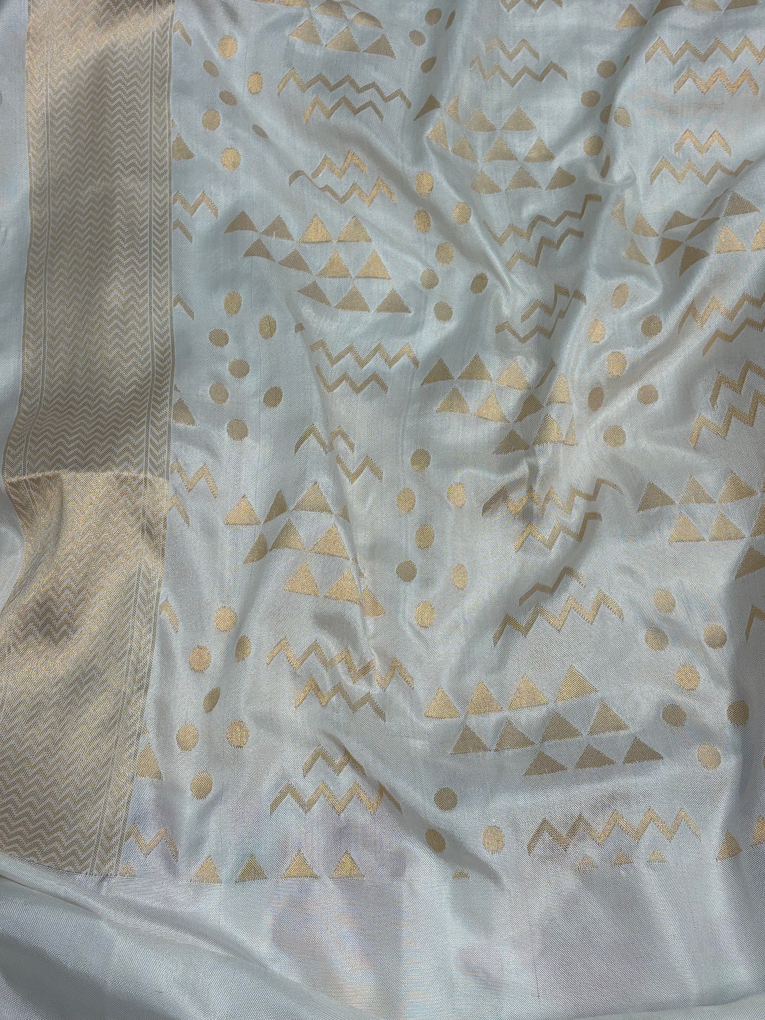 Ivory White Pure Kora Ektara Jamdani Banarasi Saree with Katan Silk Border