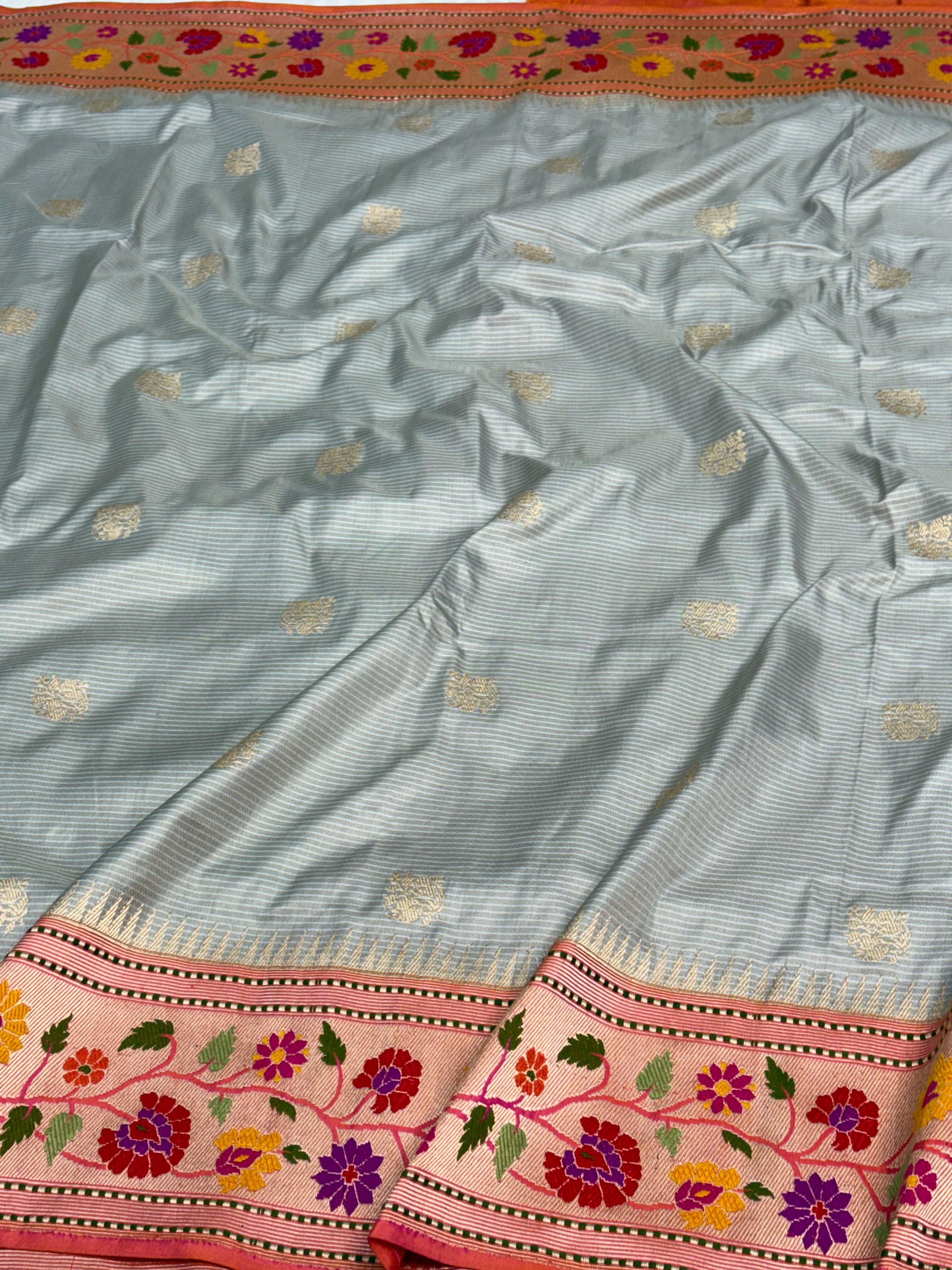Handwoven Grey Banarasi Saree with Pink Kadhiyal Meenakari Katan Silk Paithani border