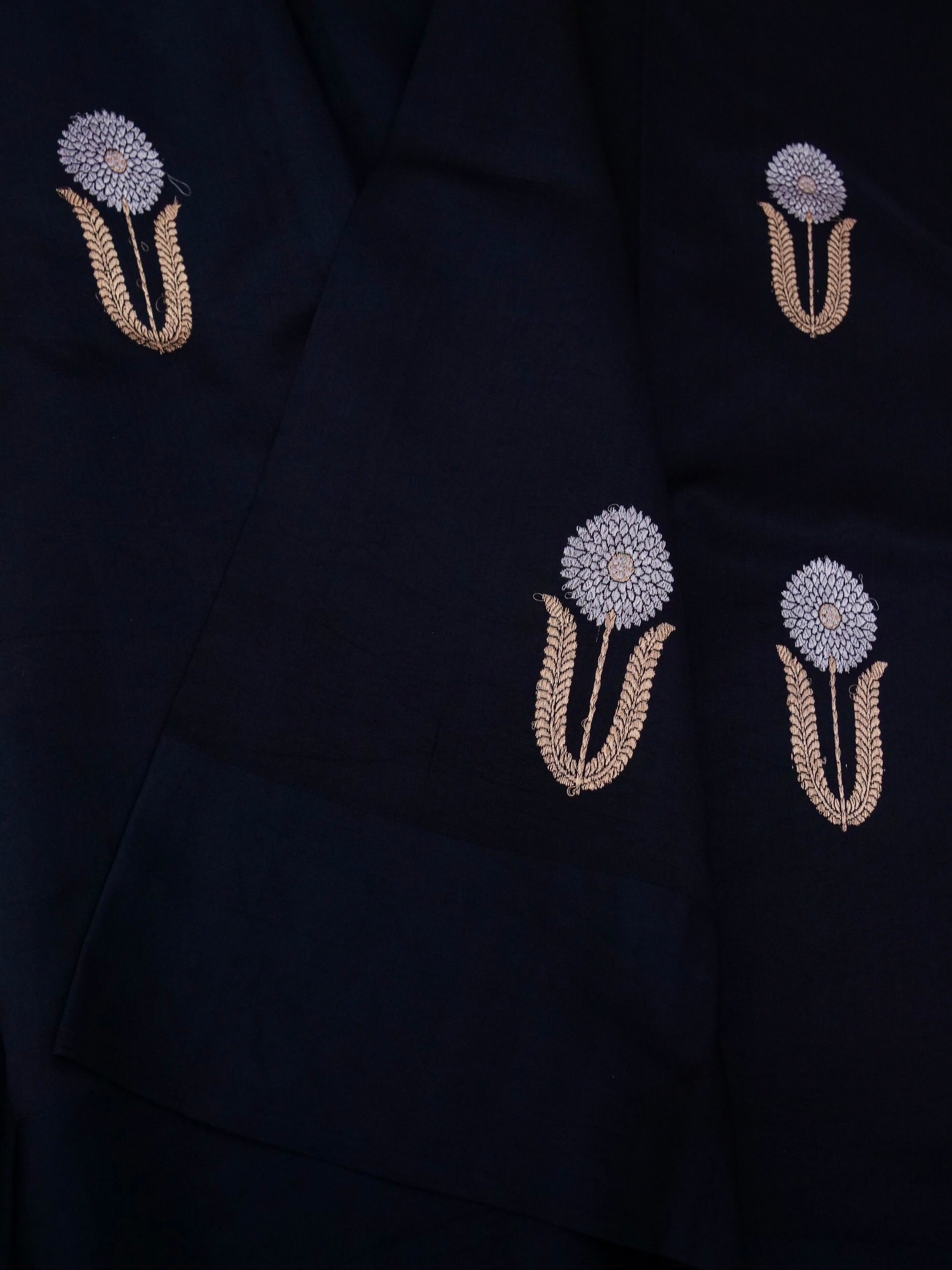 Pure Navy Blue Banarasi Mango Katan Silk Saree with Kadhwa Buti Work