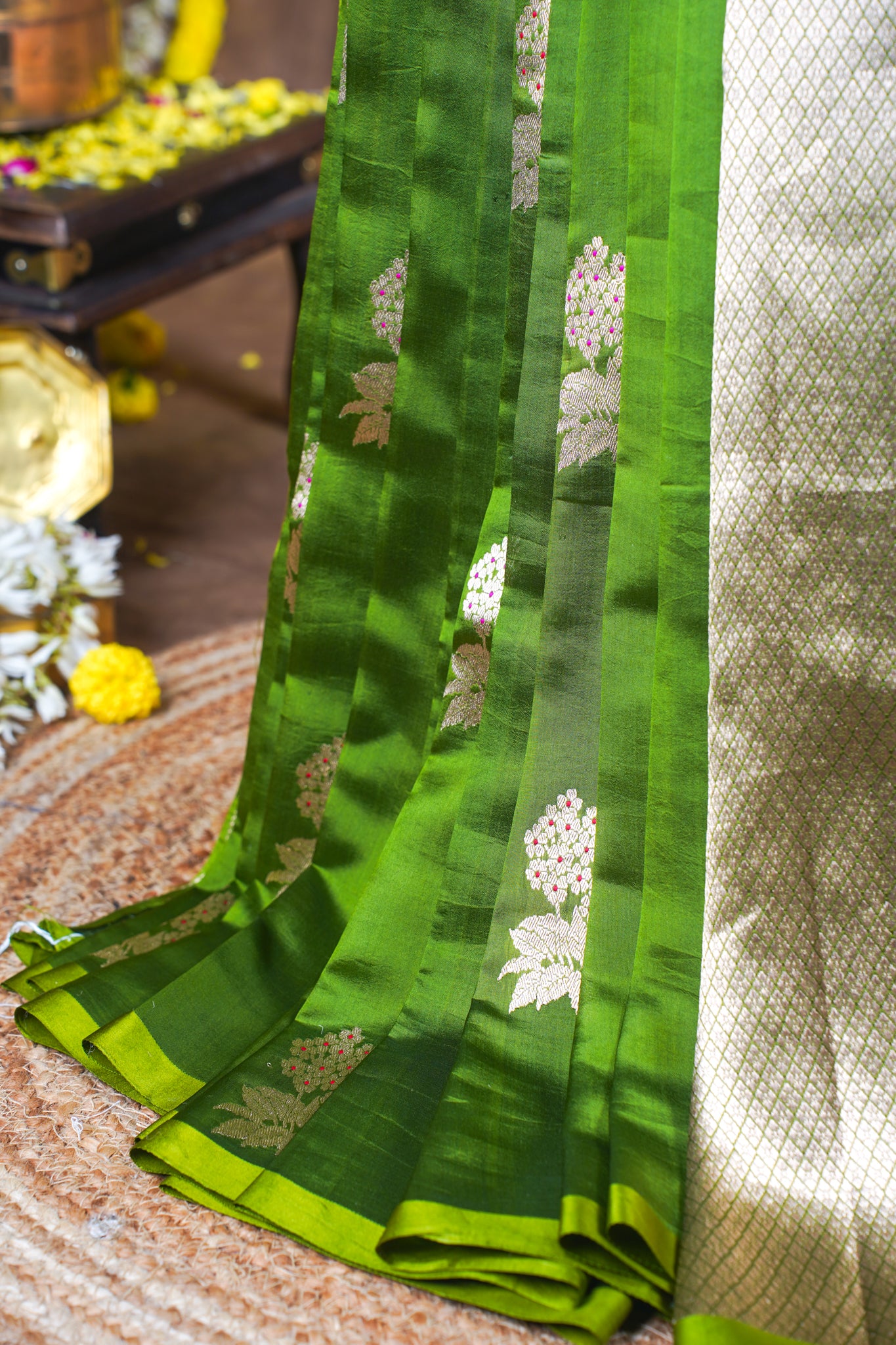 Parrot Green Handloom Pure Mango Katan Silk Saree