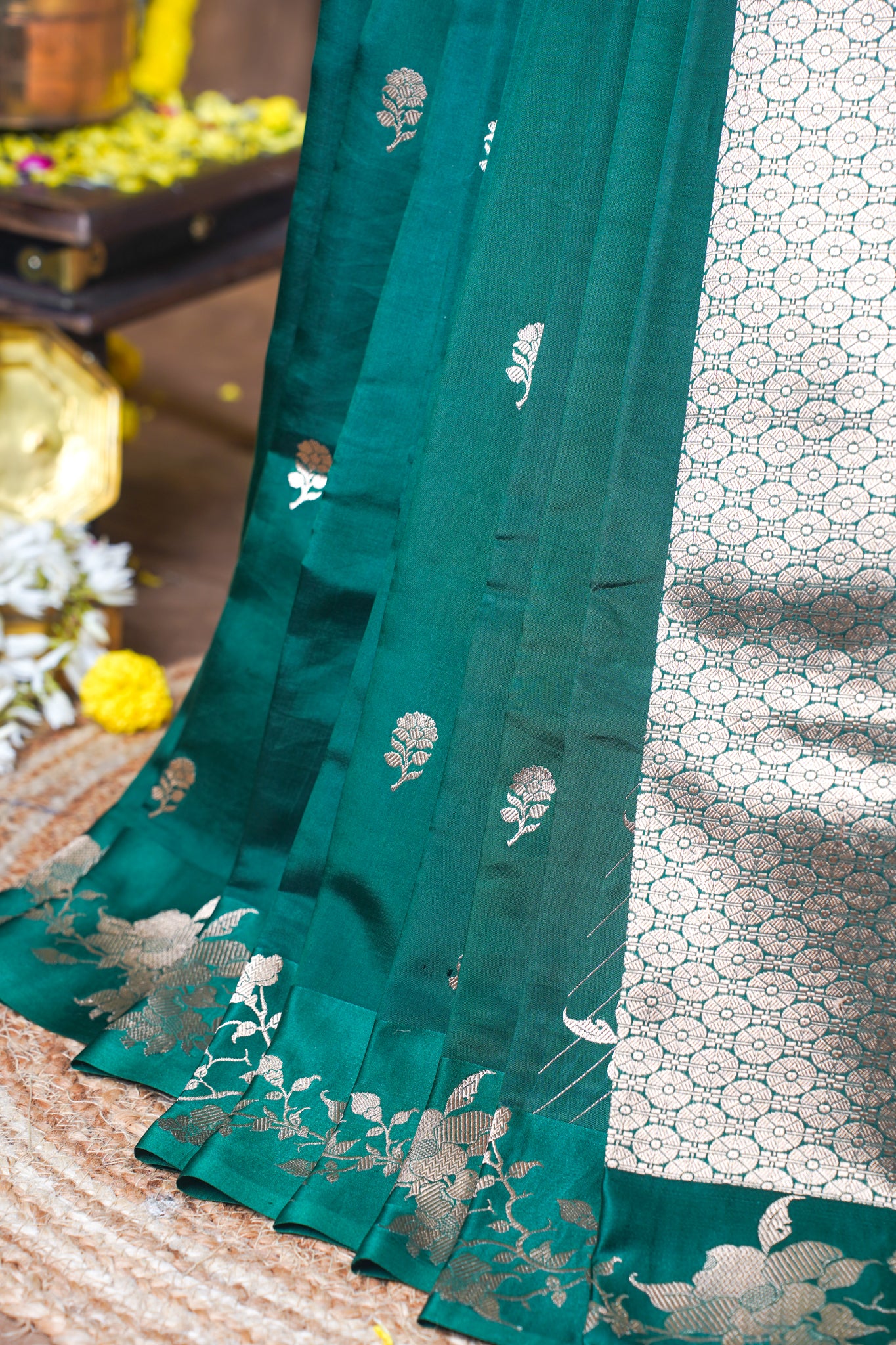 Bottle Green Handloom Banarasi Mango Katan Silk Saree