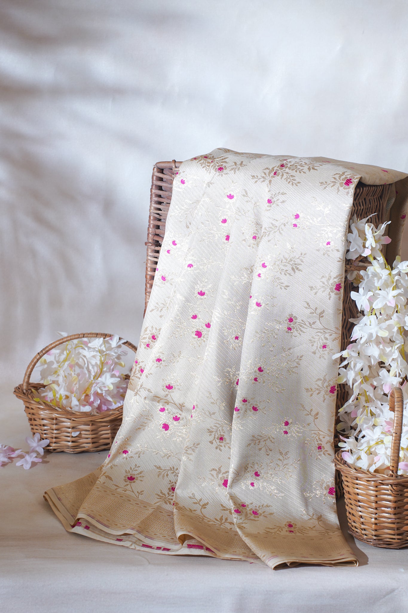 Ivory Pure Brocade Minakaari Saree
