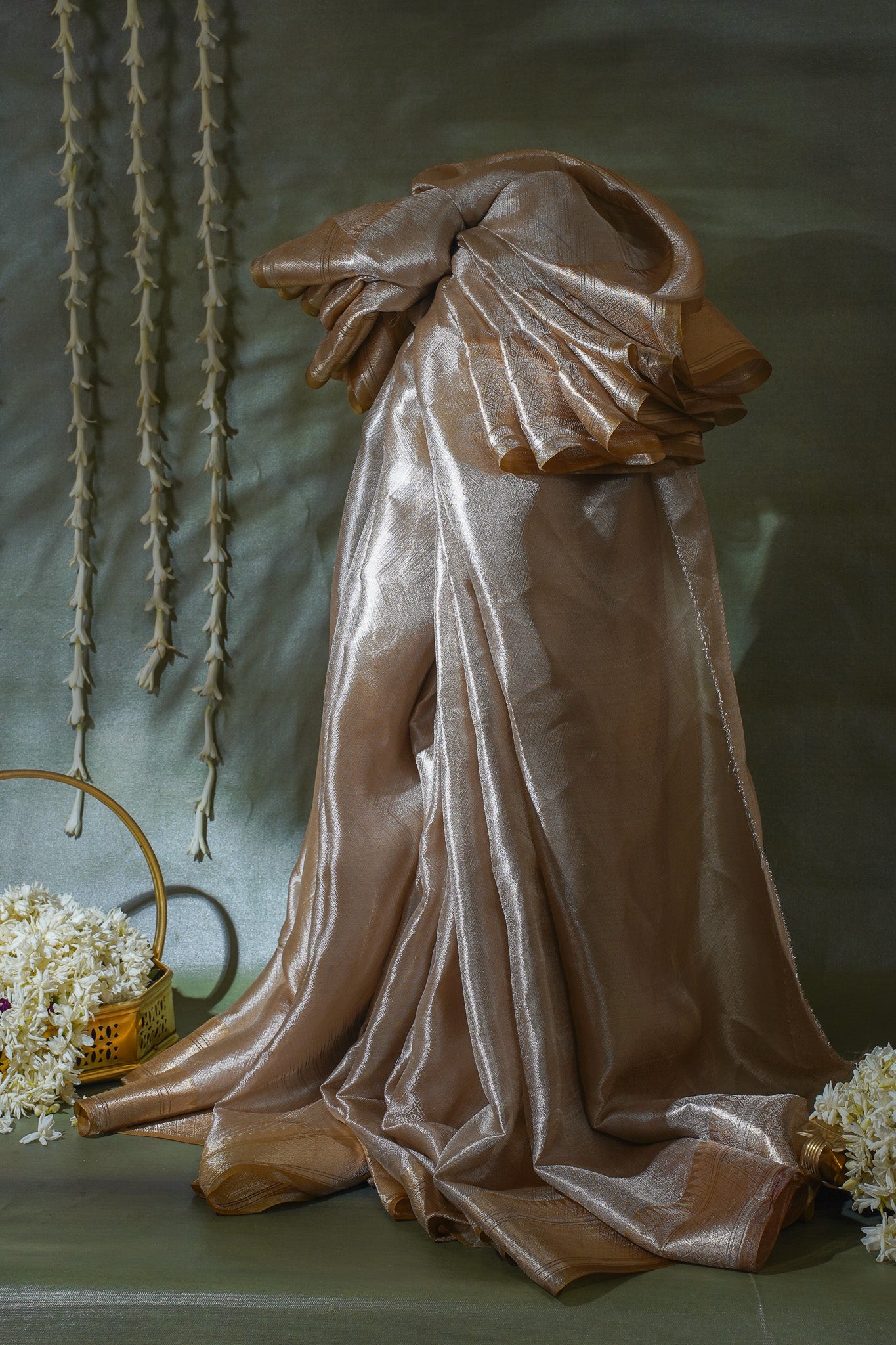 Pure Tissue Molten Gold Handwoven Saree with Bronze-Gold Border & Pallu