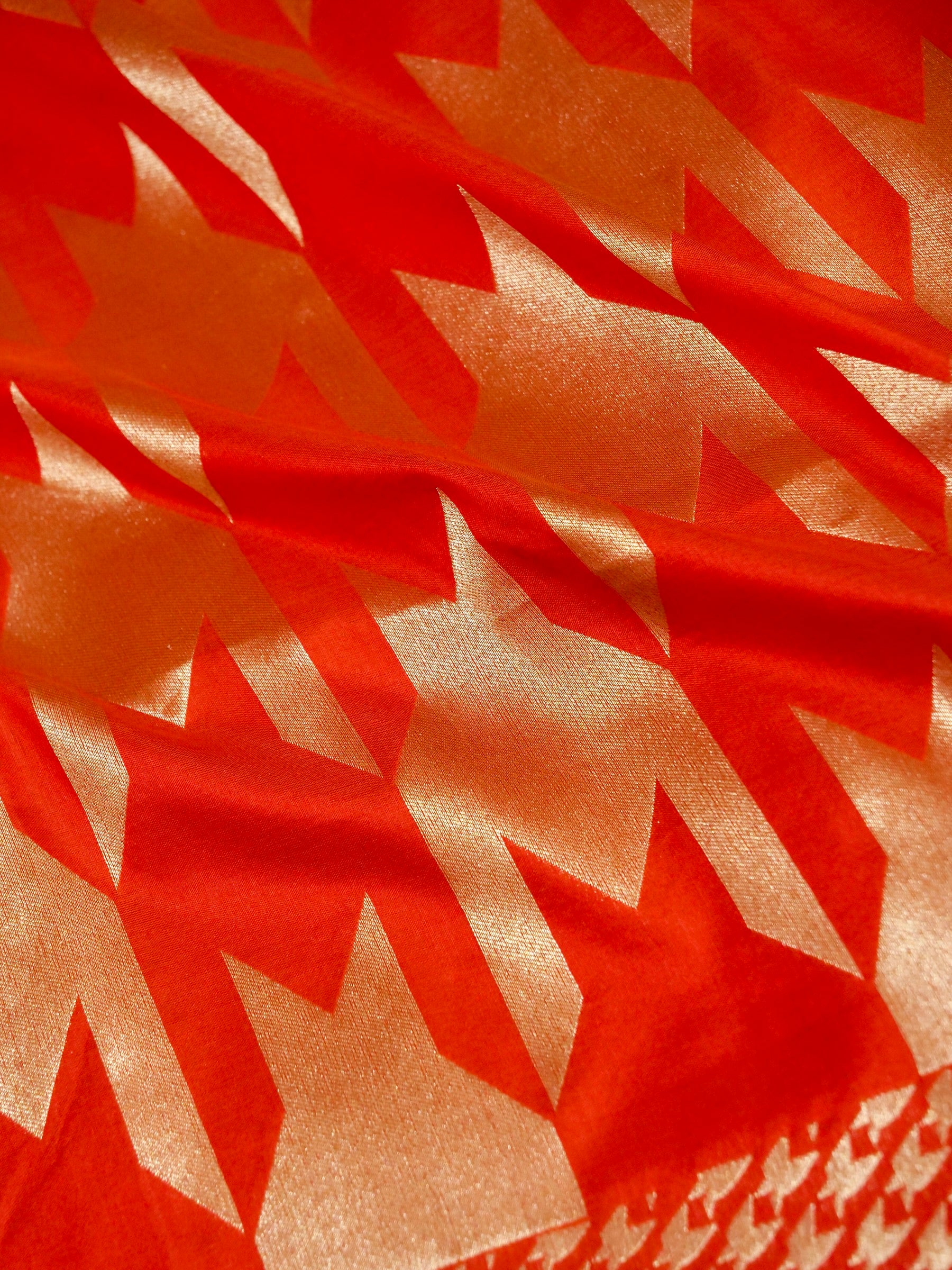 Reddish-Orange Handloom Pure Katan Silk Banarasi Brocade Saree