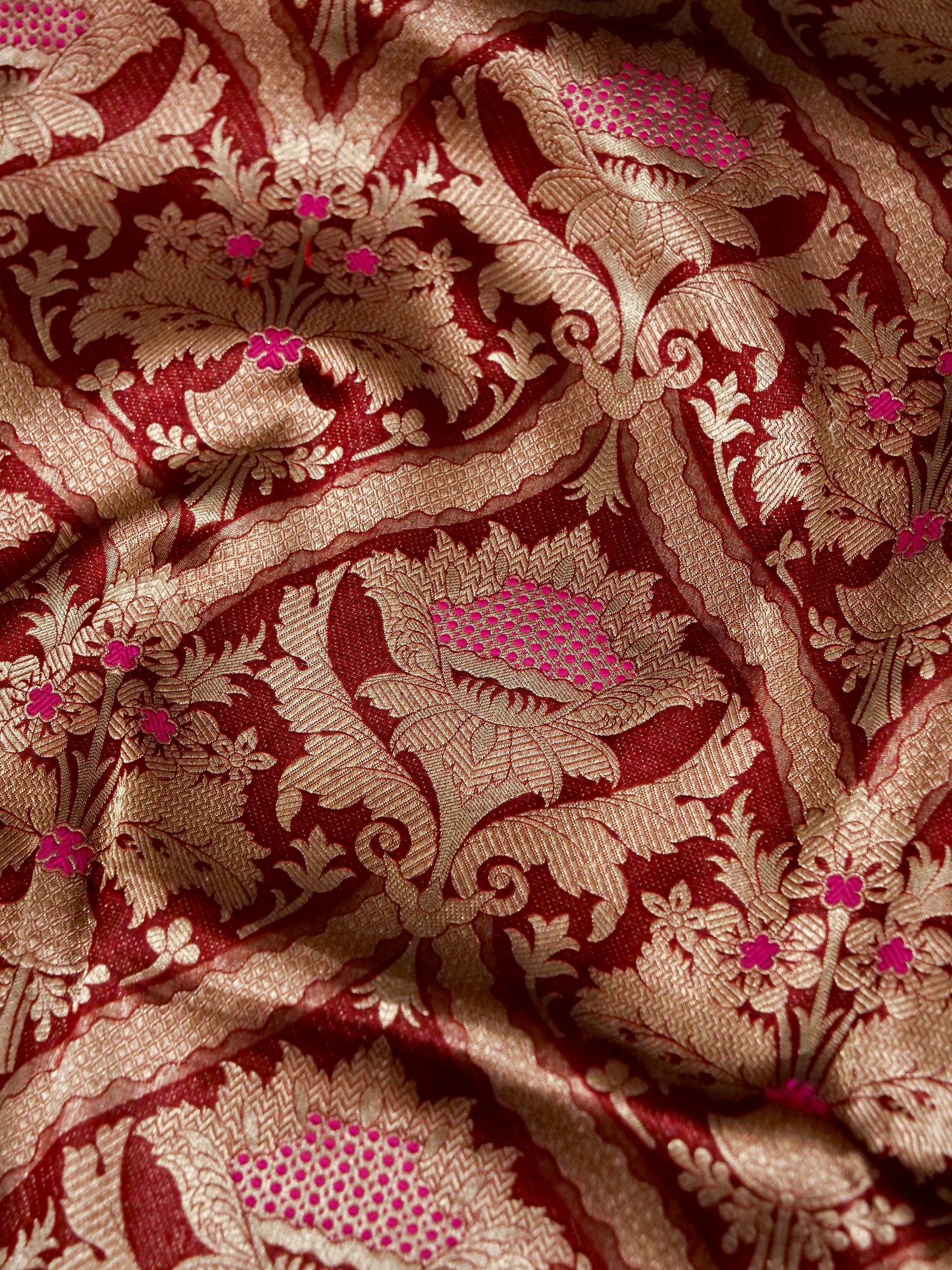 Maroon Handwoven Banarasi Pure Katan Silk Meenakari Brocade Saree