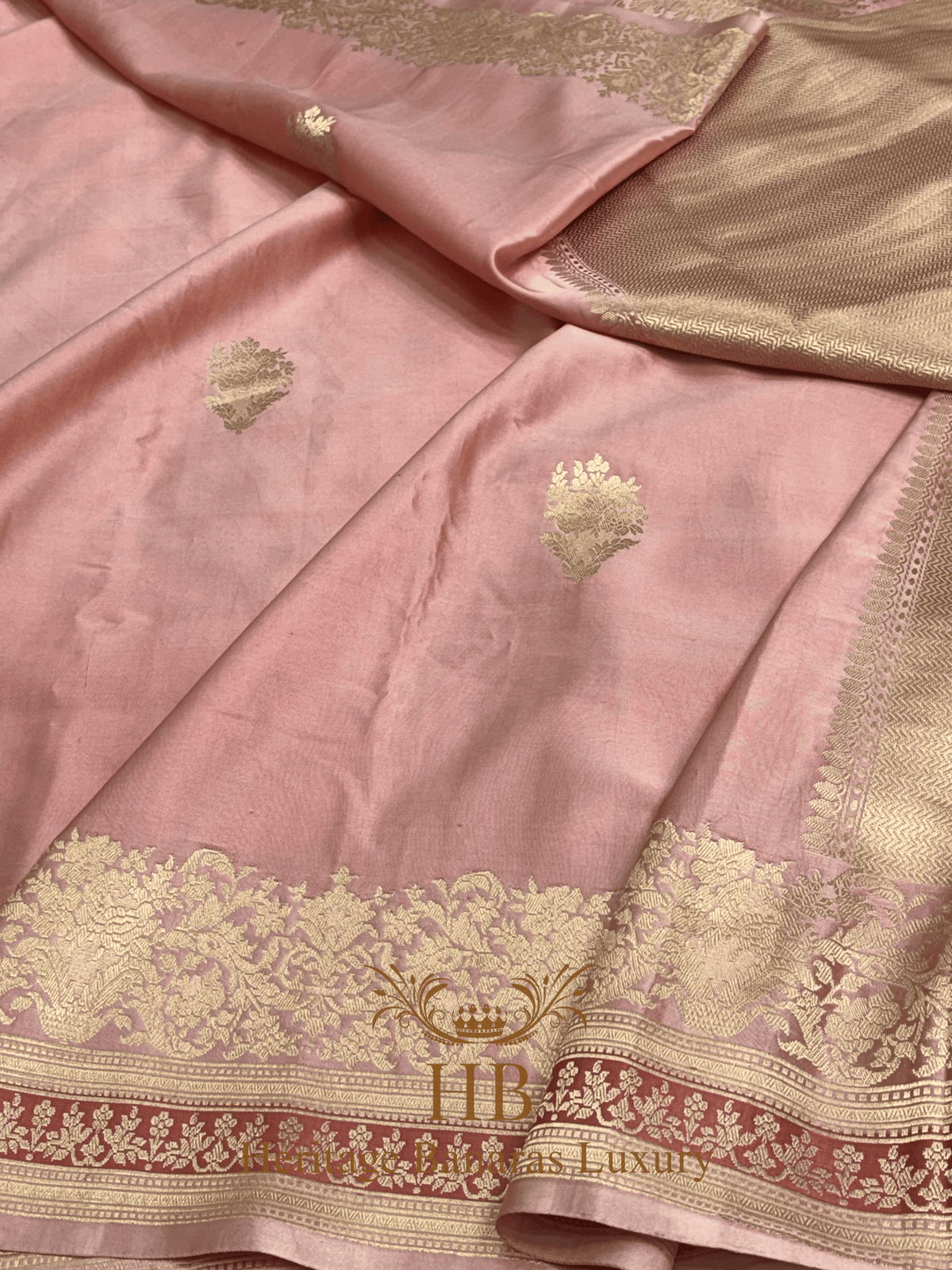 Soft Pink Handwoven Banarasi Pure Mashru Silk Saree
