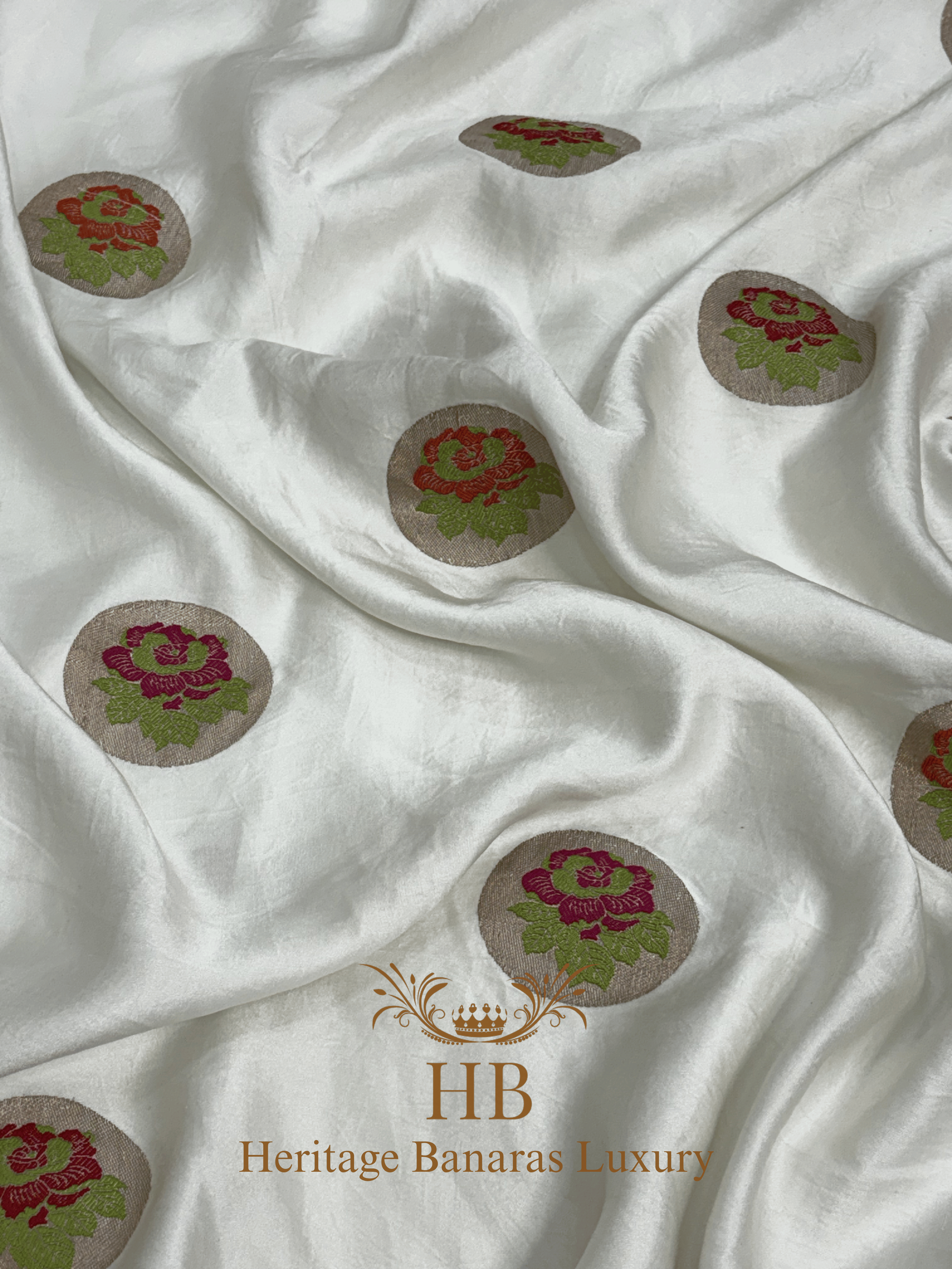Natural Off-White Handwoven Banarasi Pure Mashru Silk Saree