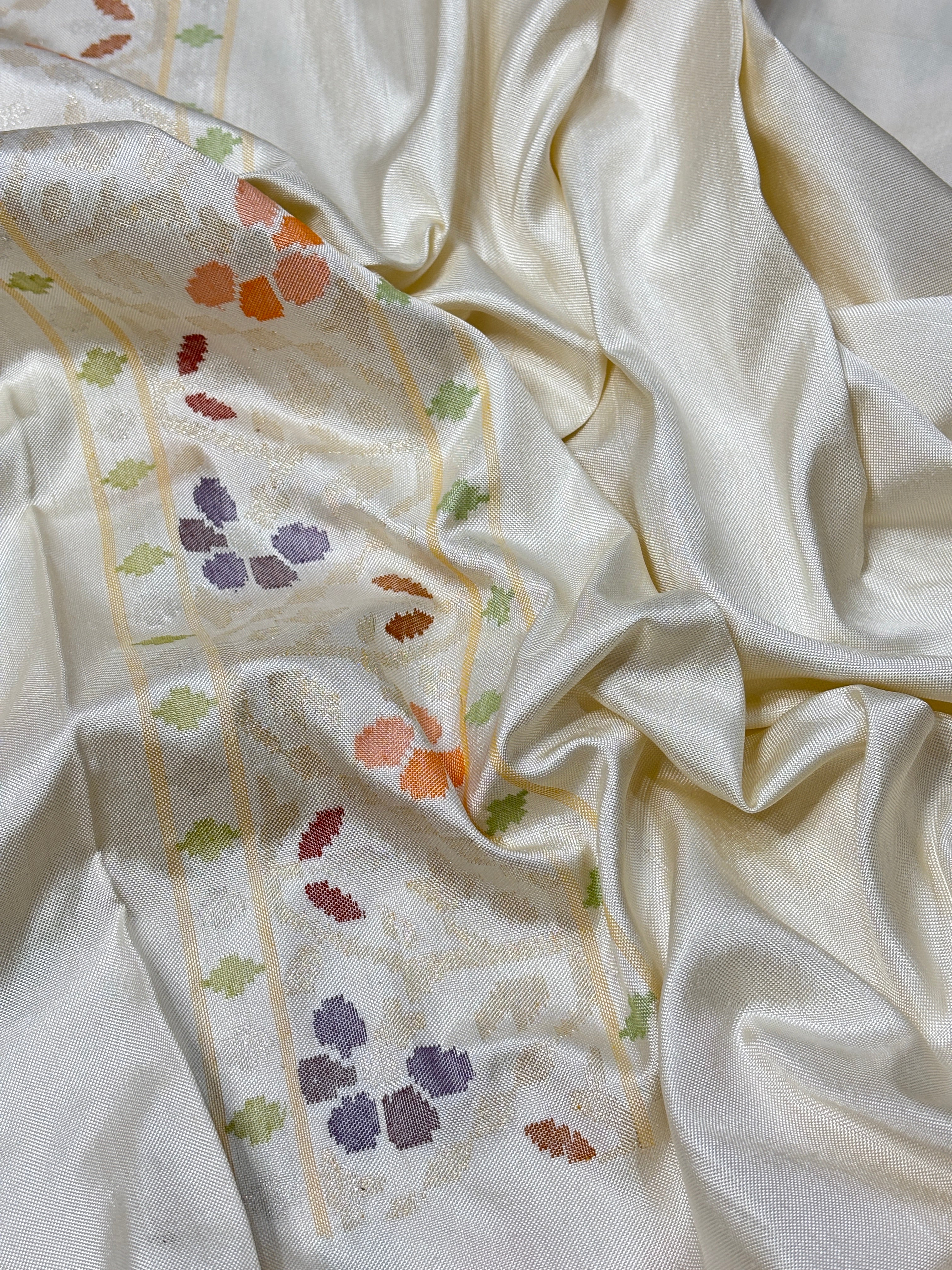 Ivory Banarasi Ektara Silk Handwoven Saree with Real Zari
