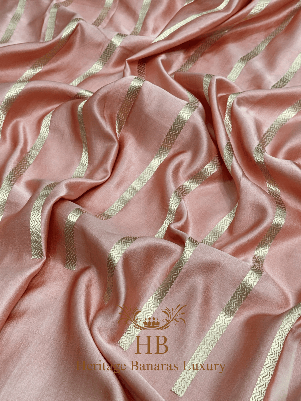 Soft Pink Handwoven Banarasi Pure Mashru Silk Saree