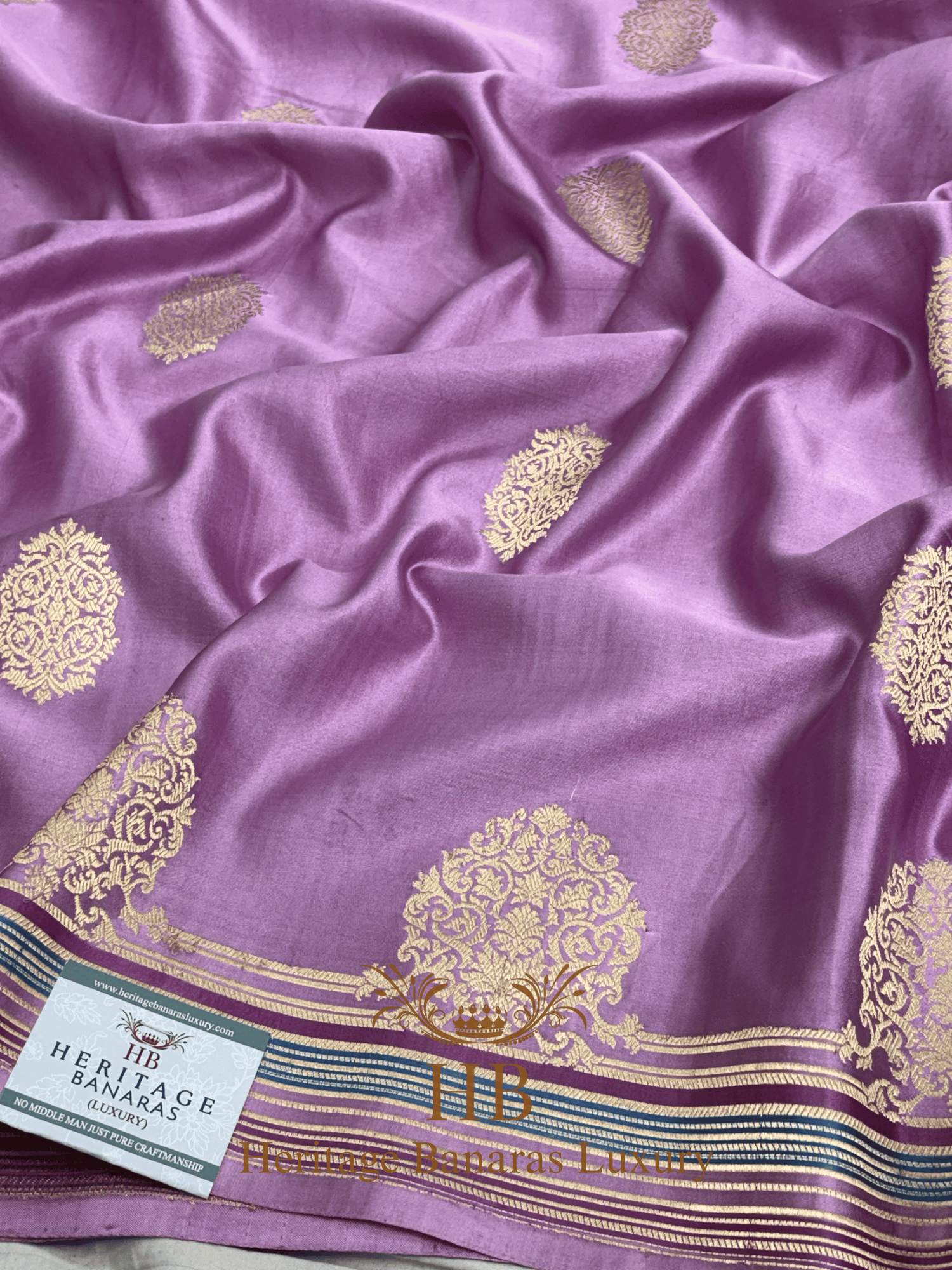Elegant Lavender Handwoven Banarasi Pure Mashru Silk Saree